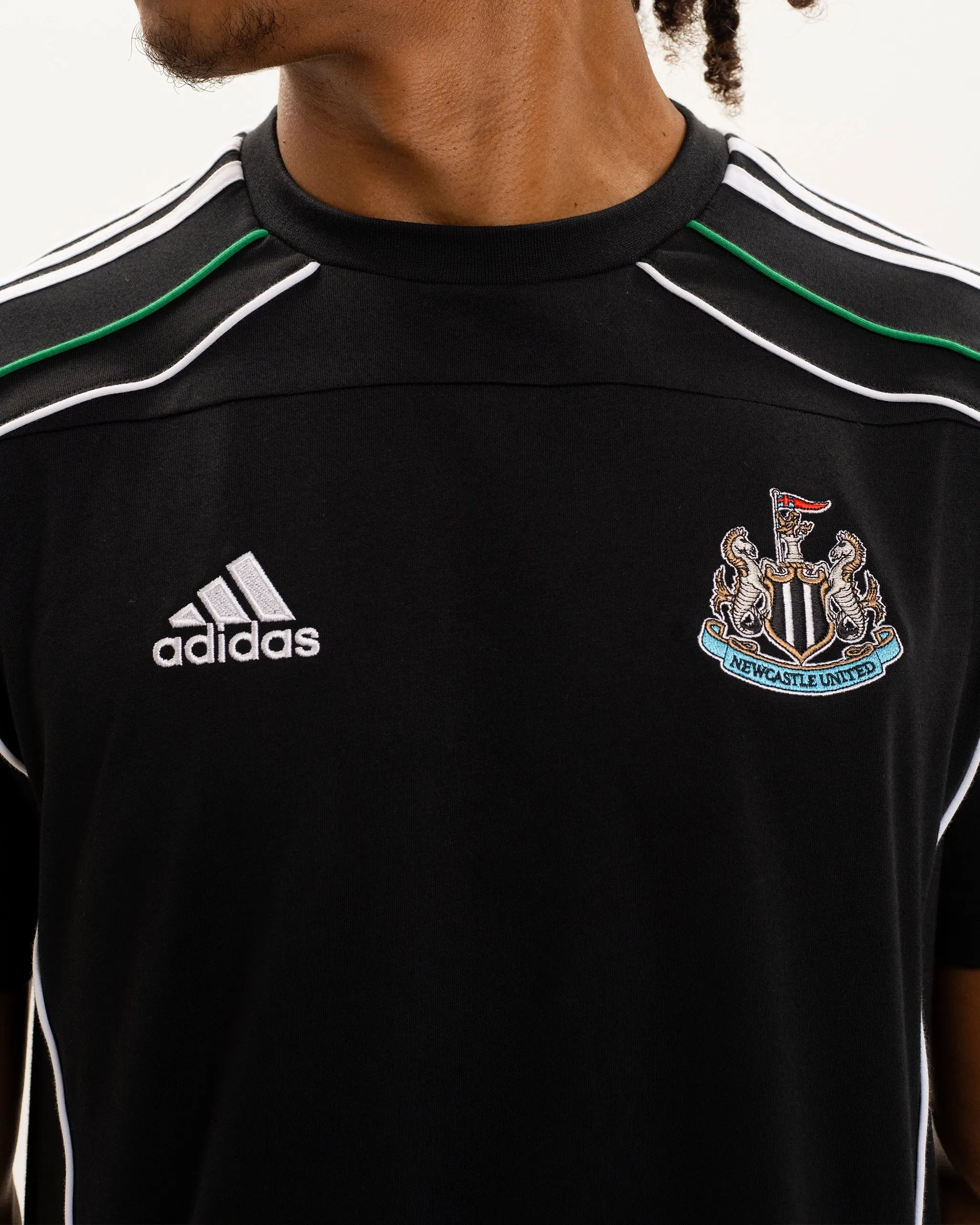 Newcastle United adidas Men's Urban Purist Black T-Shirt Casual Active Thermal Regulating Layer