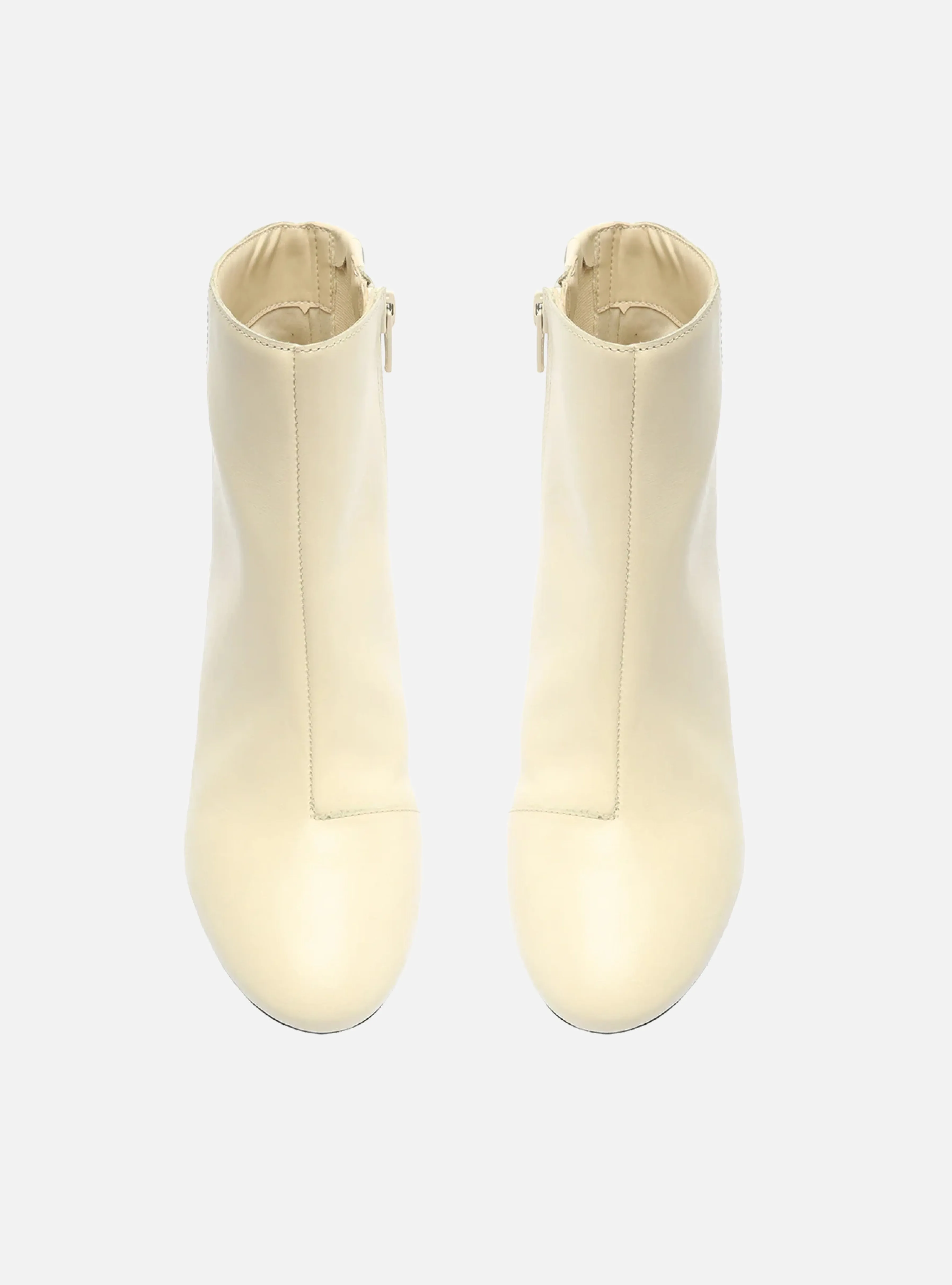 Padded Interior Weather Resistant User Rosi Leather Bootie