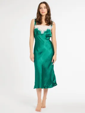 Power Soft Relaxed Fit Rowe Dress in Emerald