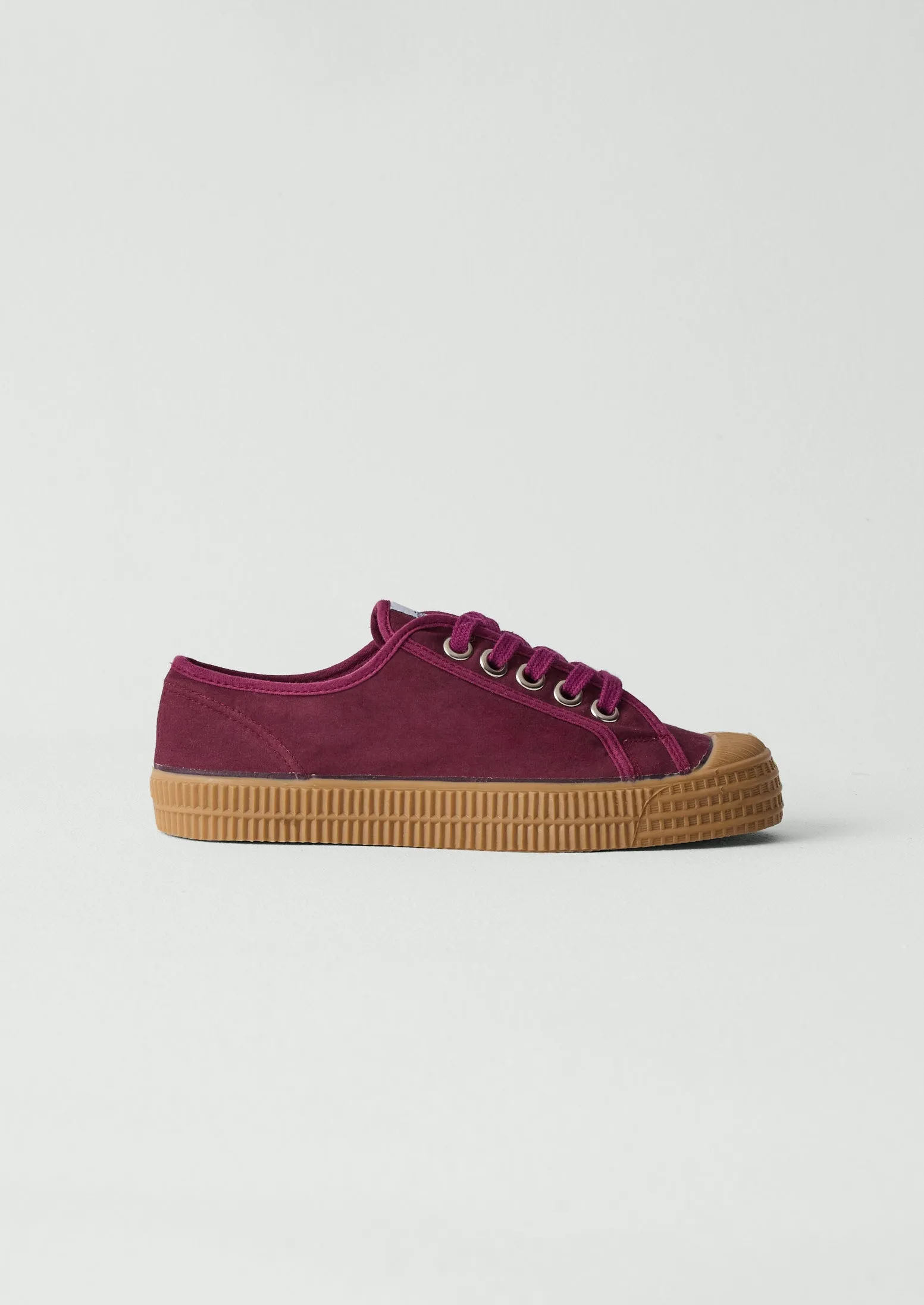 Novesta Star Master Waxed Cotton Plimsolls | Mulberry Reliable Performance