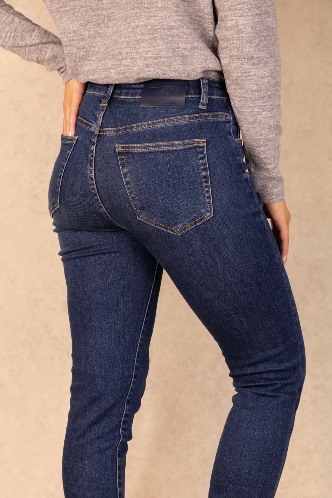 Reinforced Knees Clean Finish Toxik Dark Wash High Waisted Boyfriend Jeans