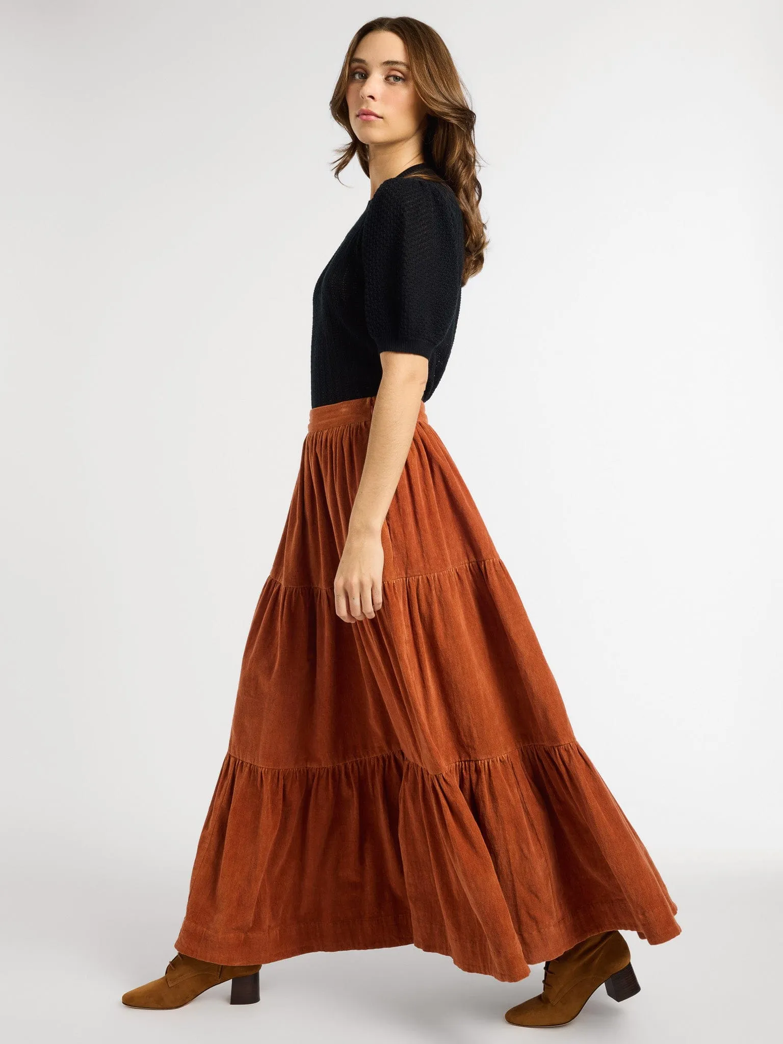 Paola Skirt in Cinnamon Cord Daily Mood