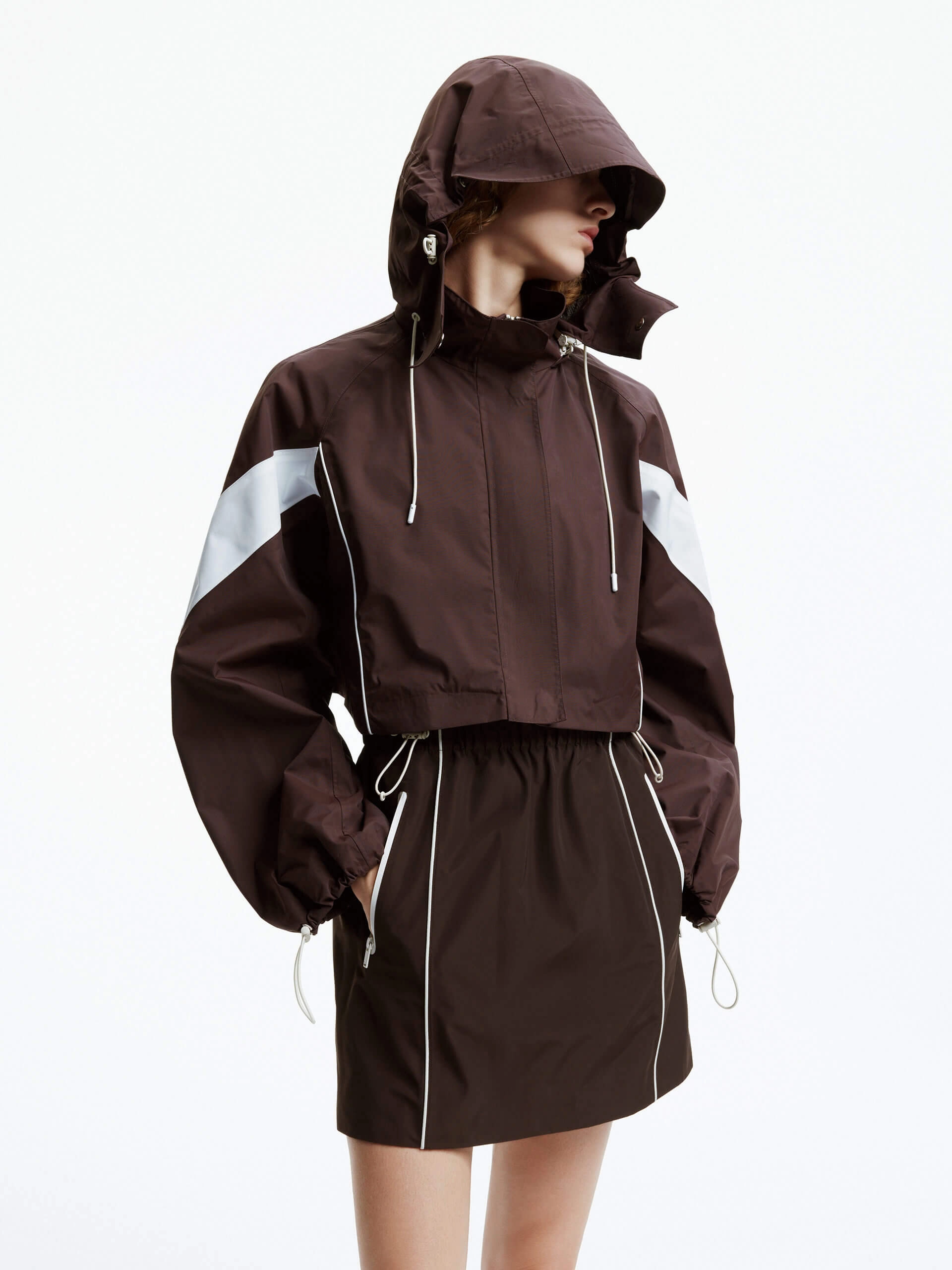 Chafe Free Design Short Cut Hood Jacket
