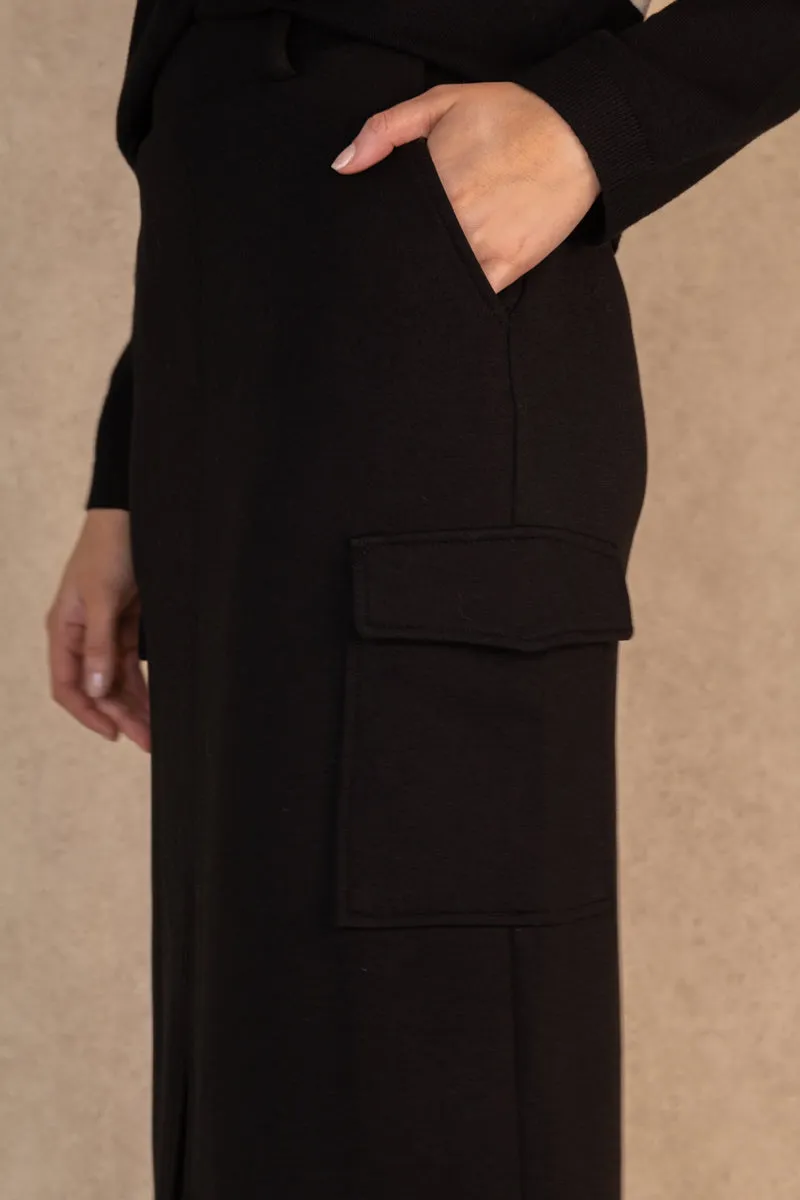 Simple looks Fashion Pulse Siffi High Waisted Cargo Skirt