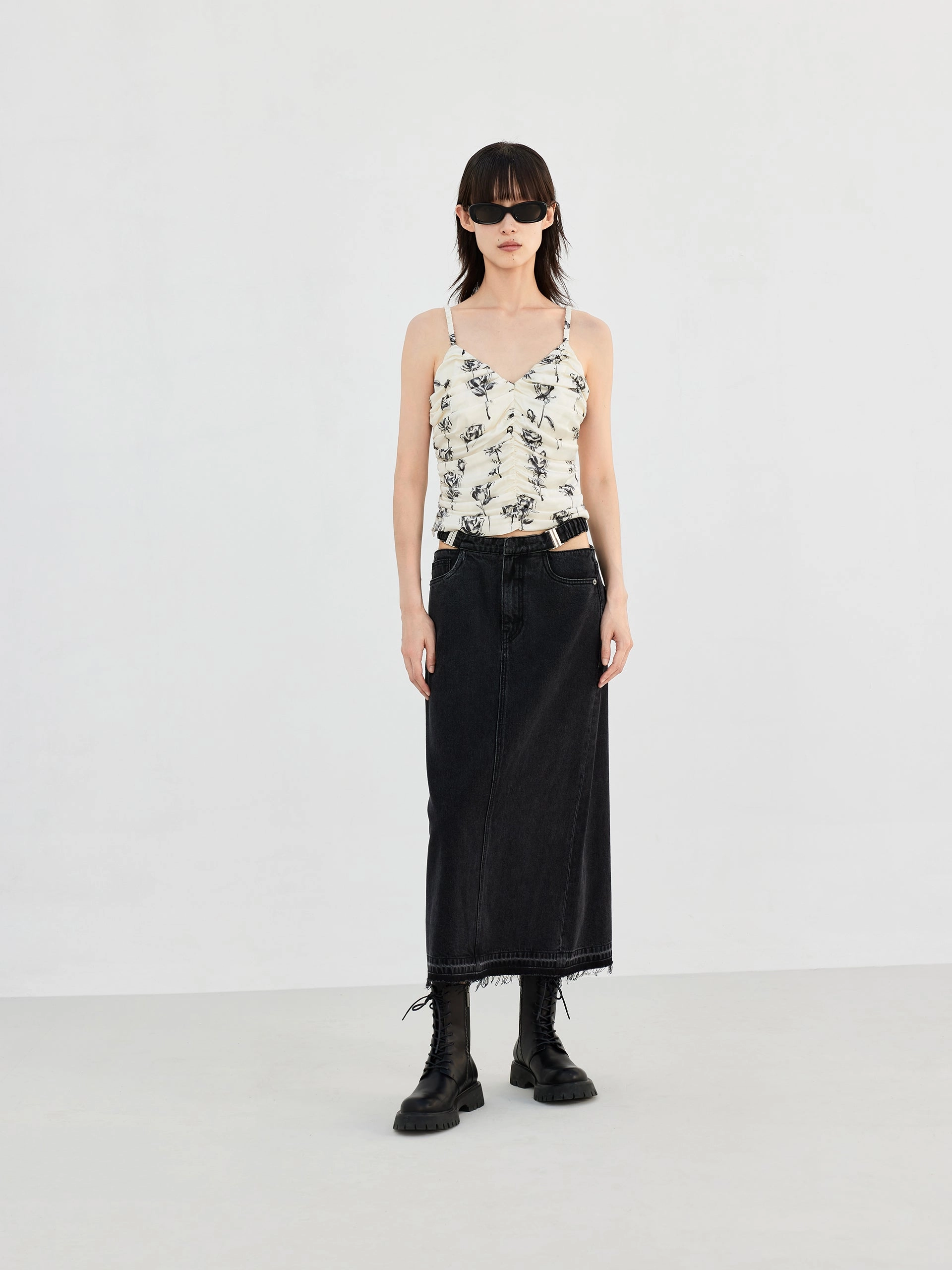Thermoactive Material Flexible Knit Silk Blend Floral Print Cami Top