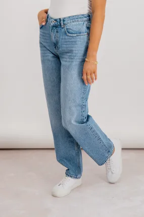 Flexible Layer Fit Sky Light Blue Loose Mid Rise Jeans