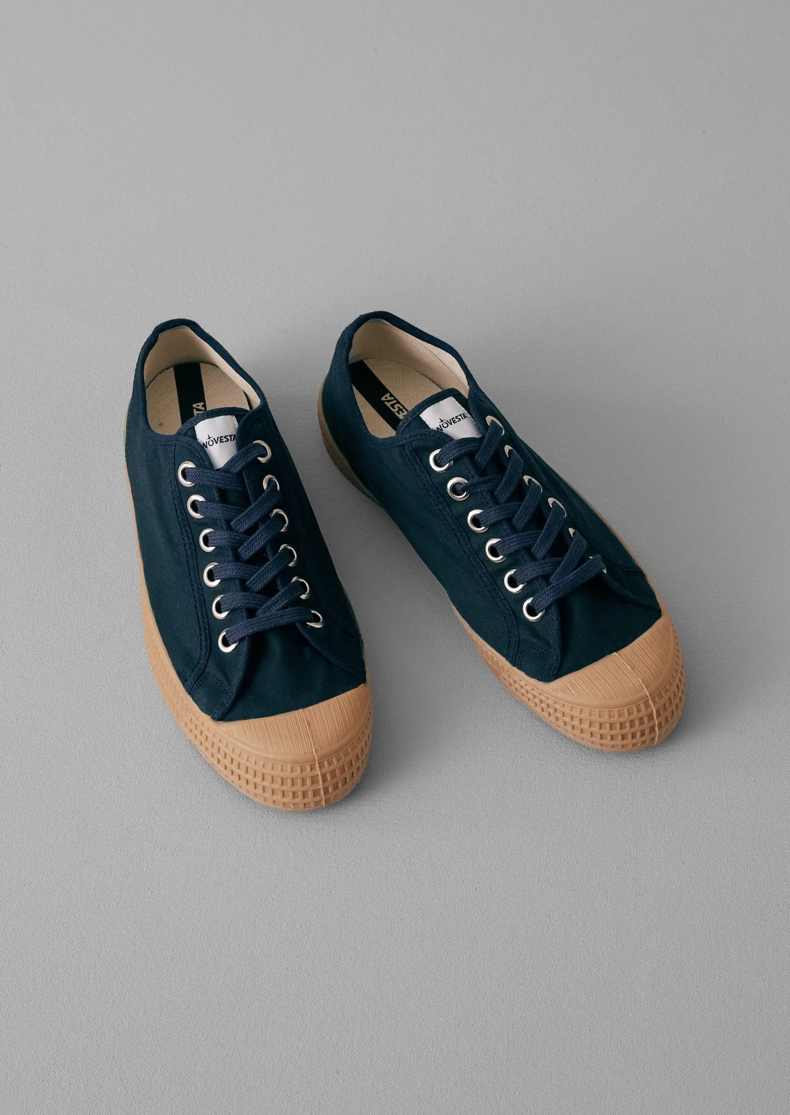 Novesta Star Master Waxed Cotton Plimsolls | Indigo Pressure Ease