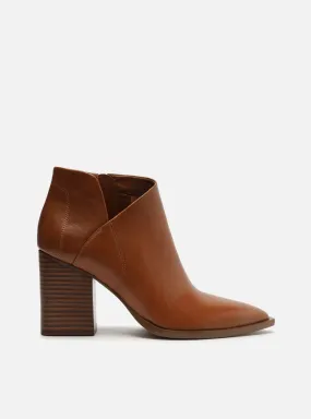 Cora Leather Block Ankle Boot Flexible Frame Trail Exploration