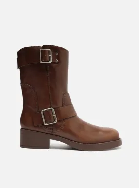 Lucy Leather Block Boot Construction Fit