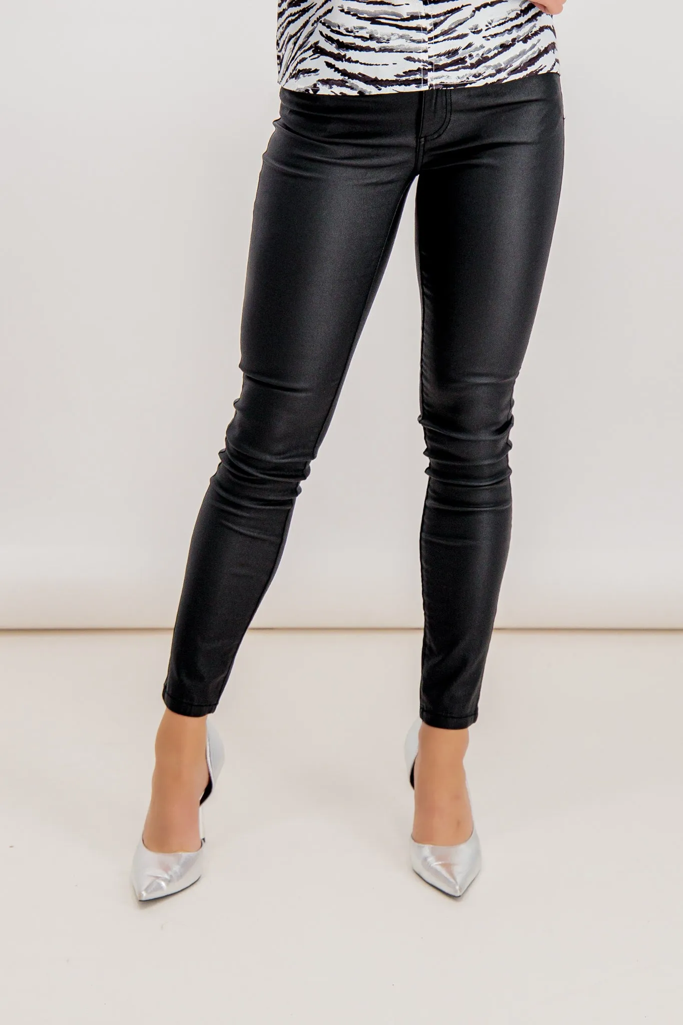 Commit Coated Black Jeans Stay Fresh Easy Comfort
