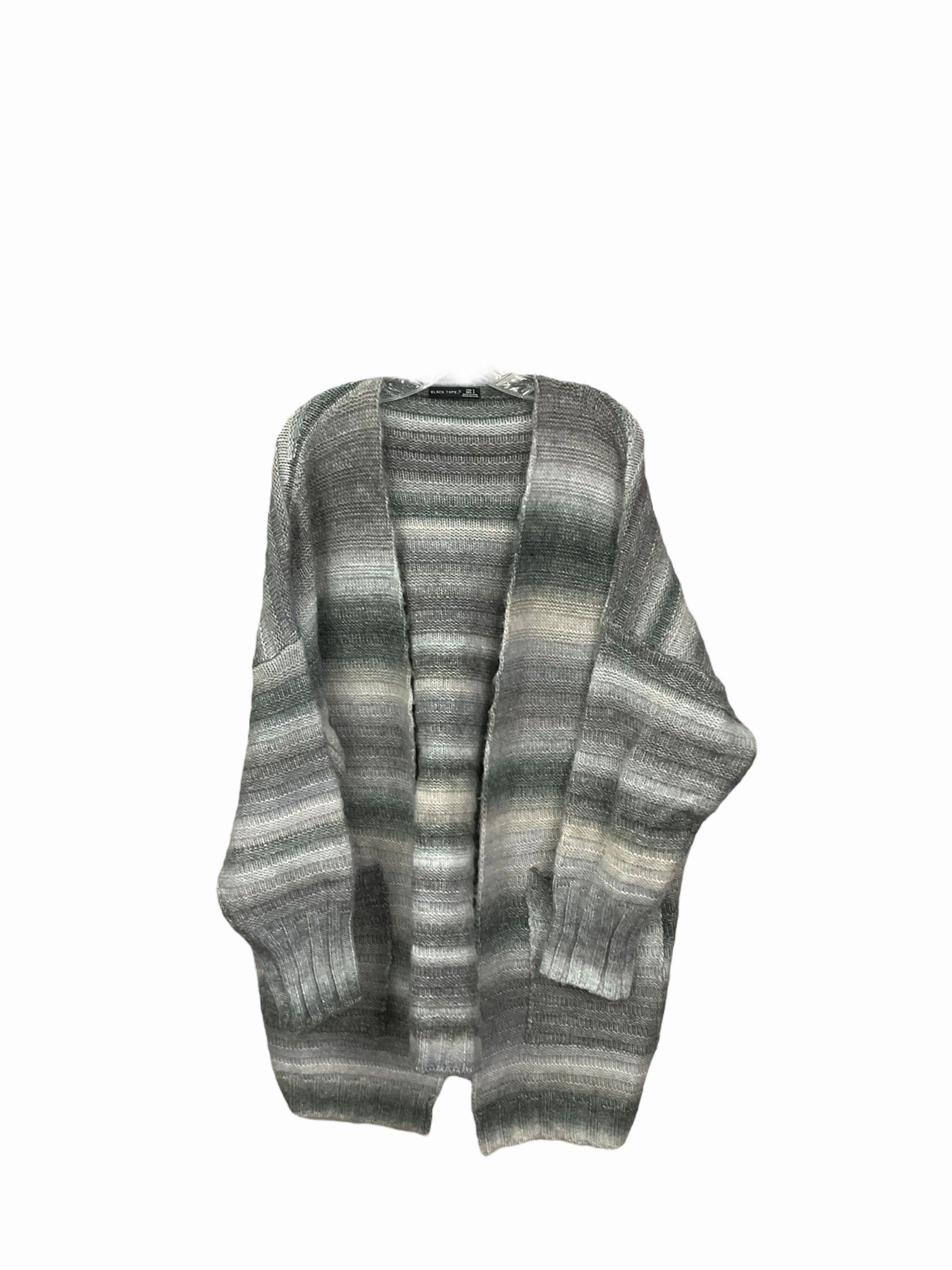 Fitted Design Sweater Cardigan By Clothes Mentor In Grey, Size: Xl