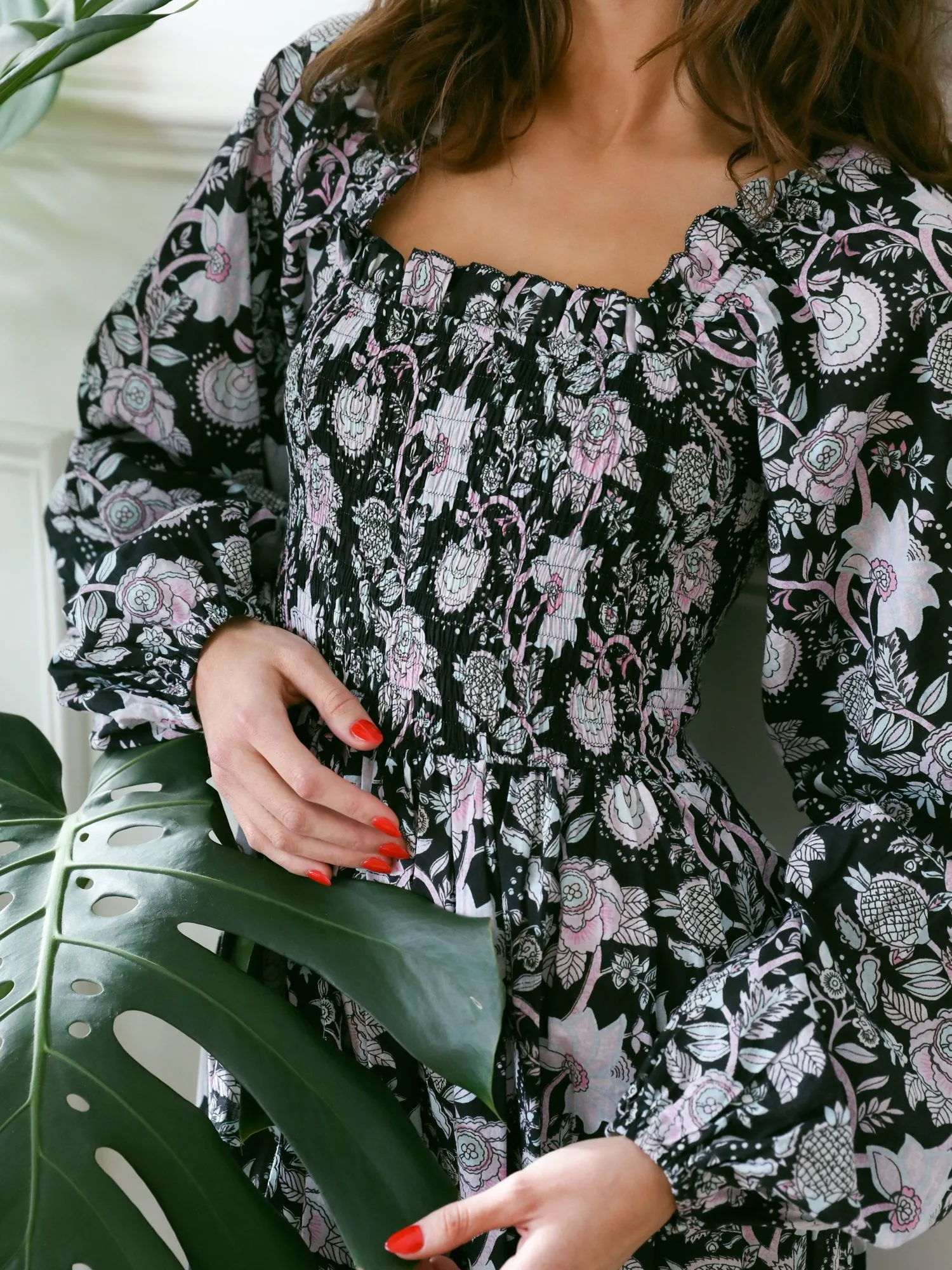 Elegant Touch Smart Pairing Catherine Dress in Tropical Night