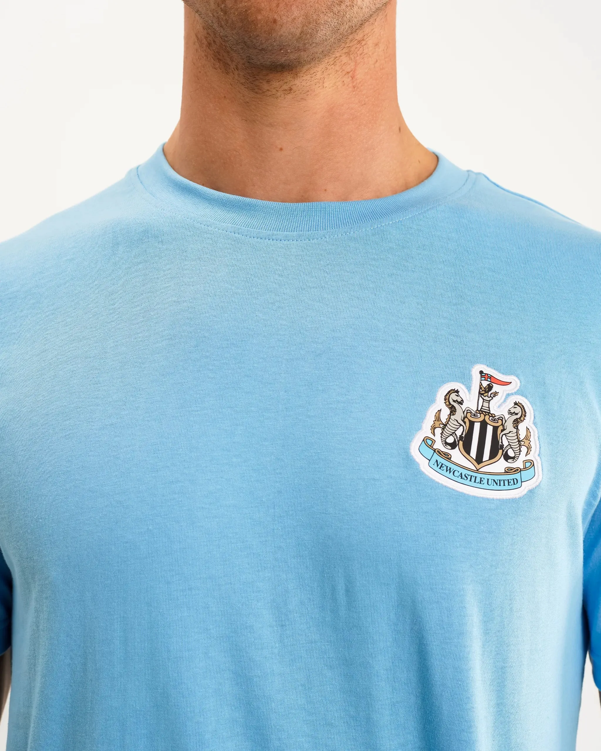 anti static coating Newcastle United Men's Blue Terrace Crest T-Shirt