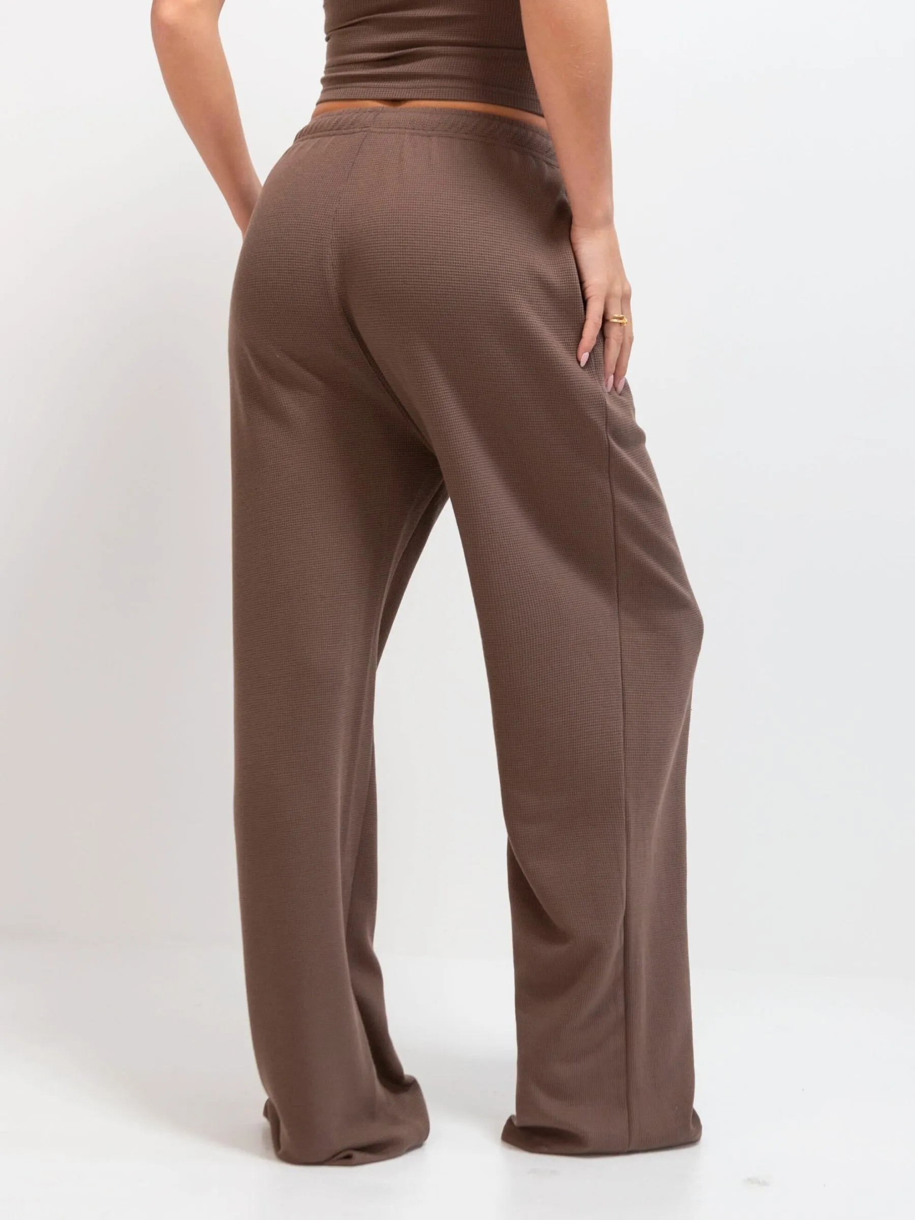 Style Simplicity Work Meeting Unisex Wear Weekend Warrior Soft Waffle Trousers - Brown