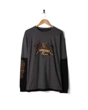 Double Stitched Seams Shaka Tattoo - Mens Oversized Long Sleeve T-Shirt - Dark Grey