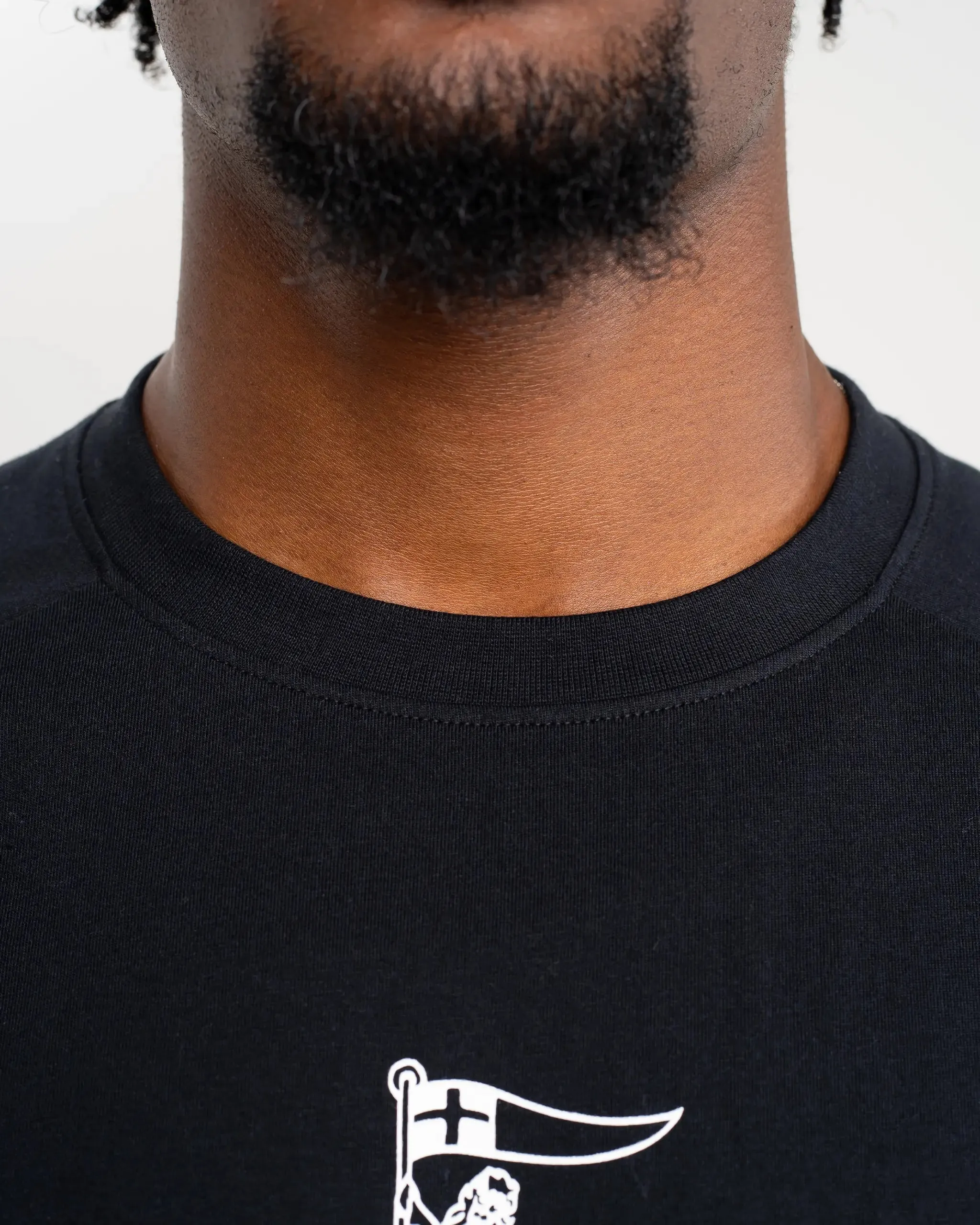 Breathable Fit Design Simple Comfort Newcastle United Men's Black Raglan Crest T-Shirt