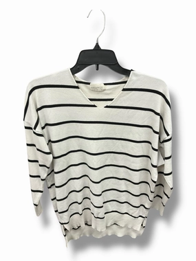 Top Long Sleeve By Dreamers In Black & White, Size: M Winter Fashion