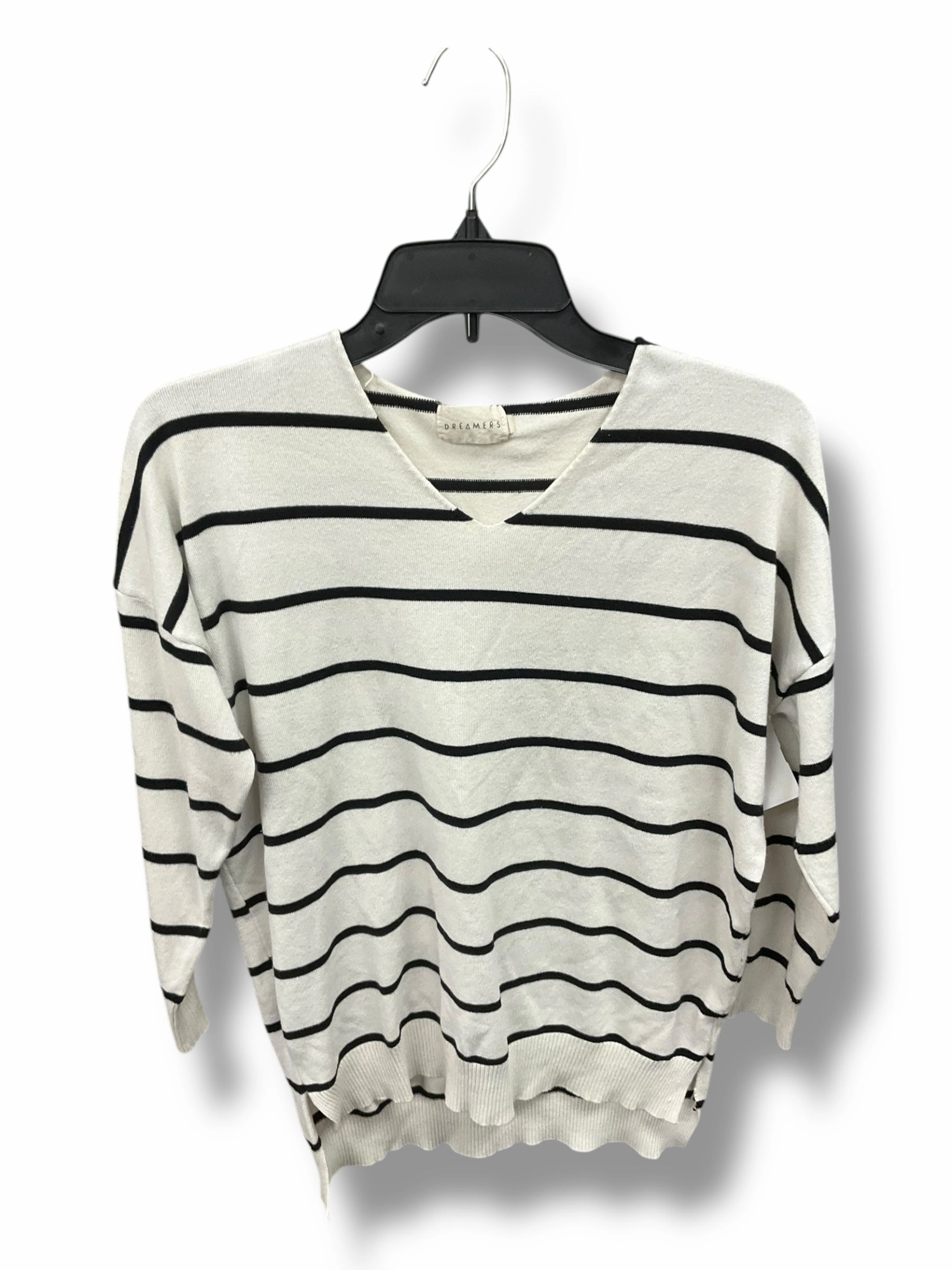 Top Long Sleeve By Dreamers In Black & White, Size: M Winter Fashion