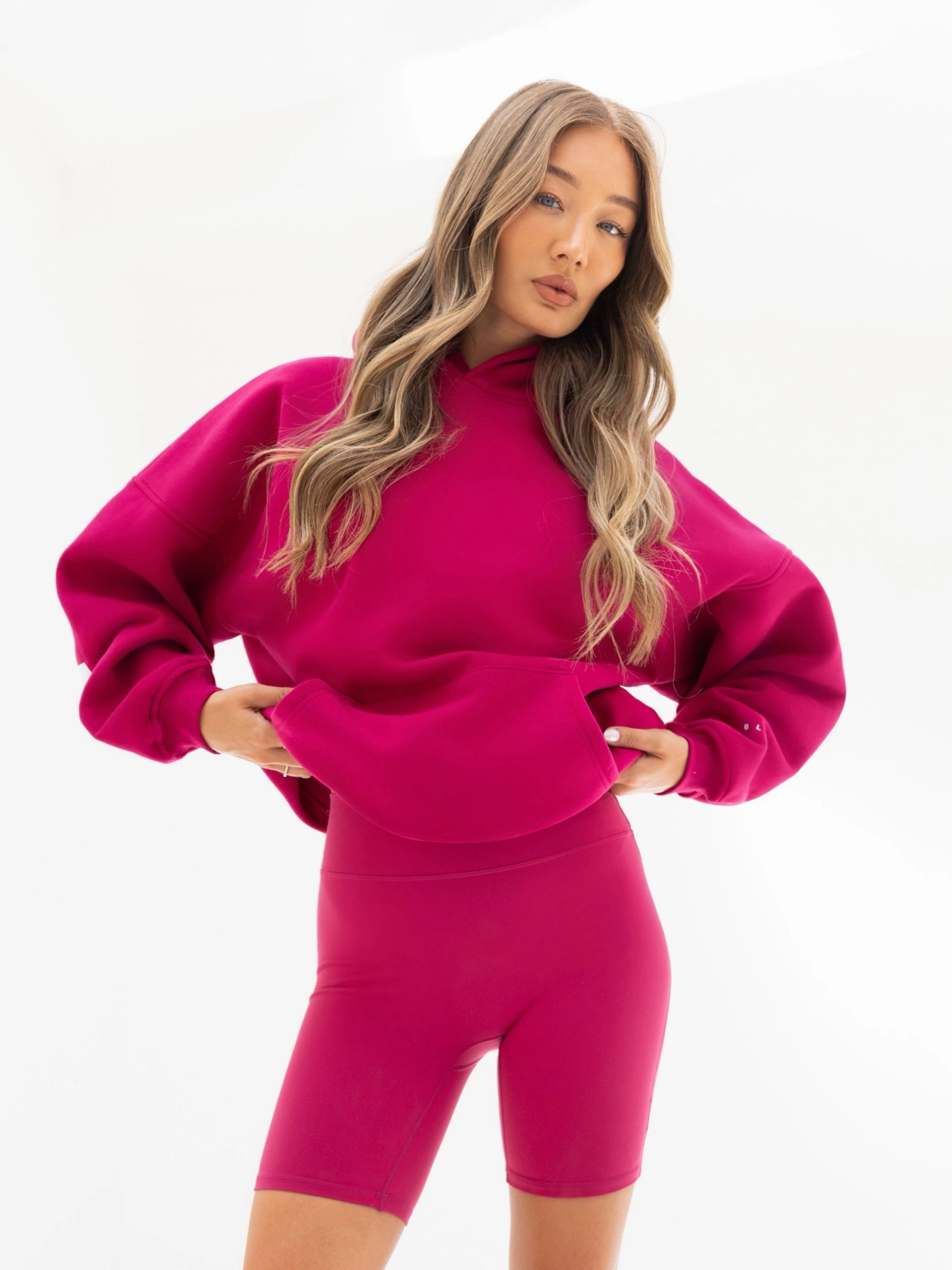 Isabel Oversized Hoodie - Ultra Pink Timeless Street Pride wear