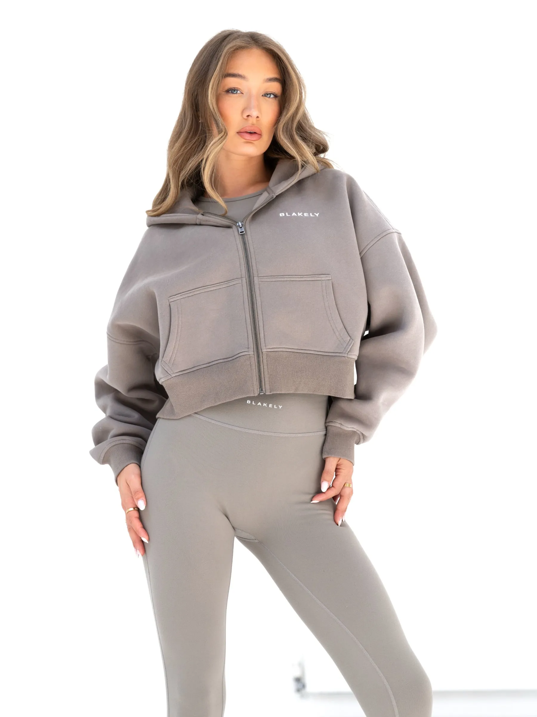 Lightweight Material City Walk Ultimate Soft Lifestyle Leggings - Neutral Grey