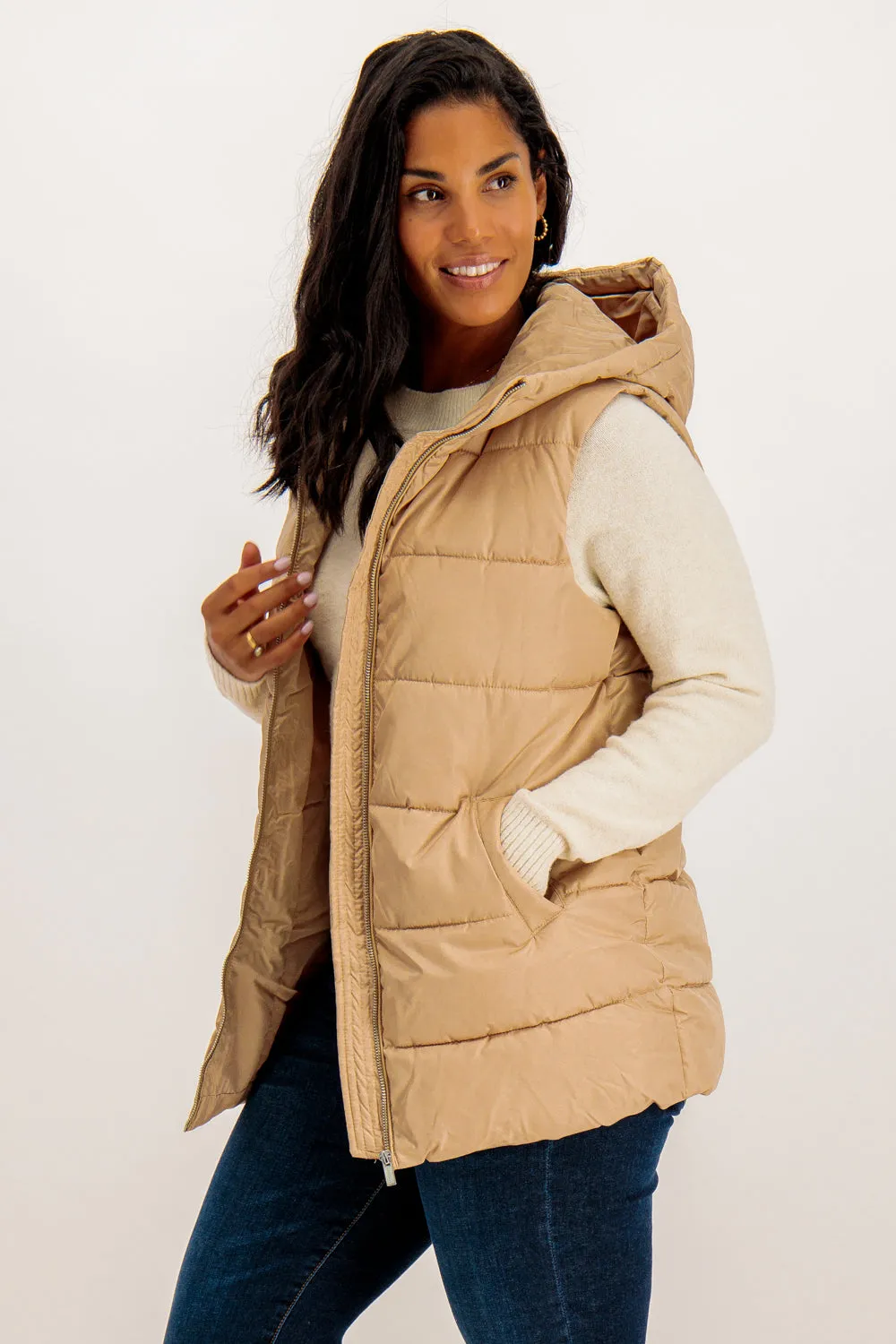 Vegan Fabric Street Comfort Fit Tate Sesame Hooded Short Puffer Gilet