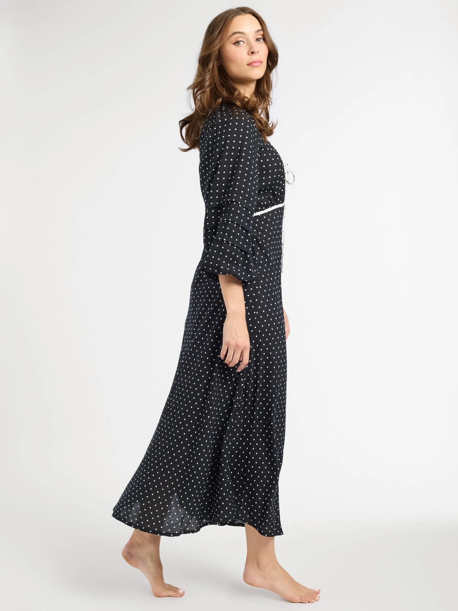 Suki Dress in Black & White Dot Sporty-Look windproof