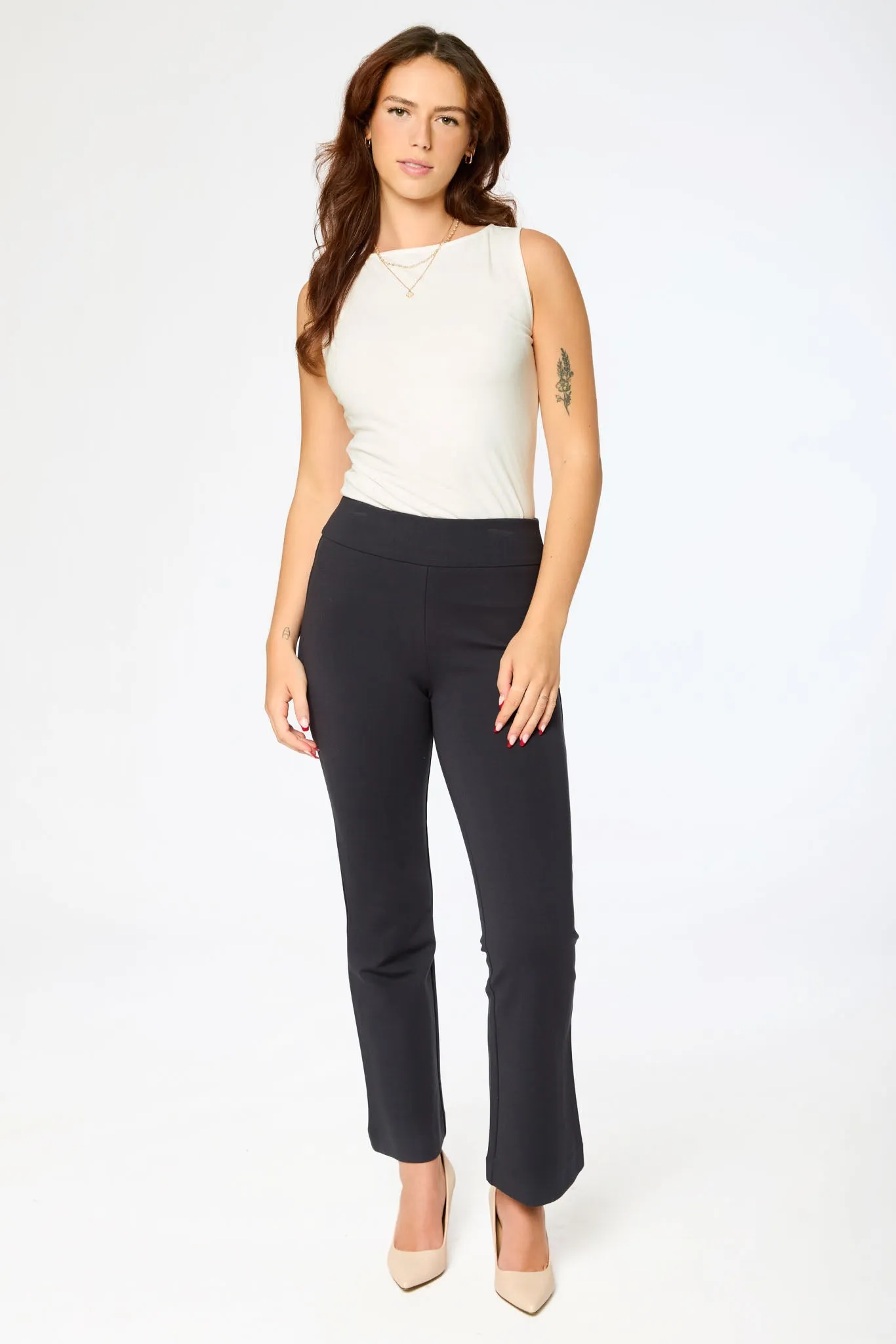 Seriously Slimming Bootcut Pant ?C Short Inseam Active Performance