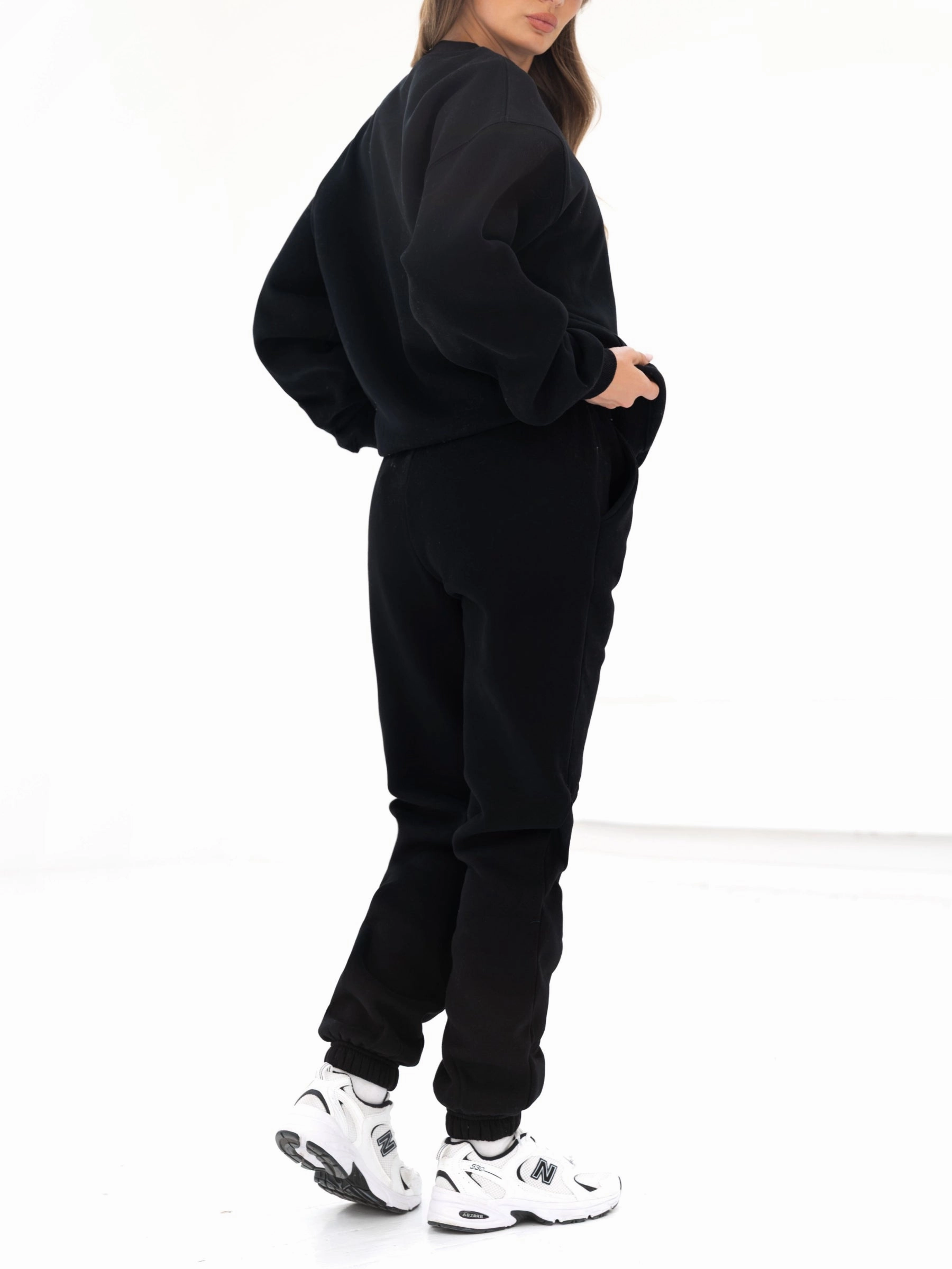 Sami Sweatpants - Black Casual Performance Fit