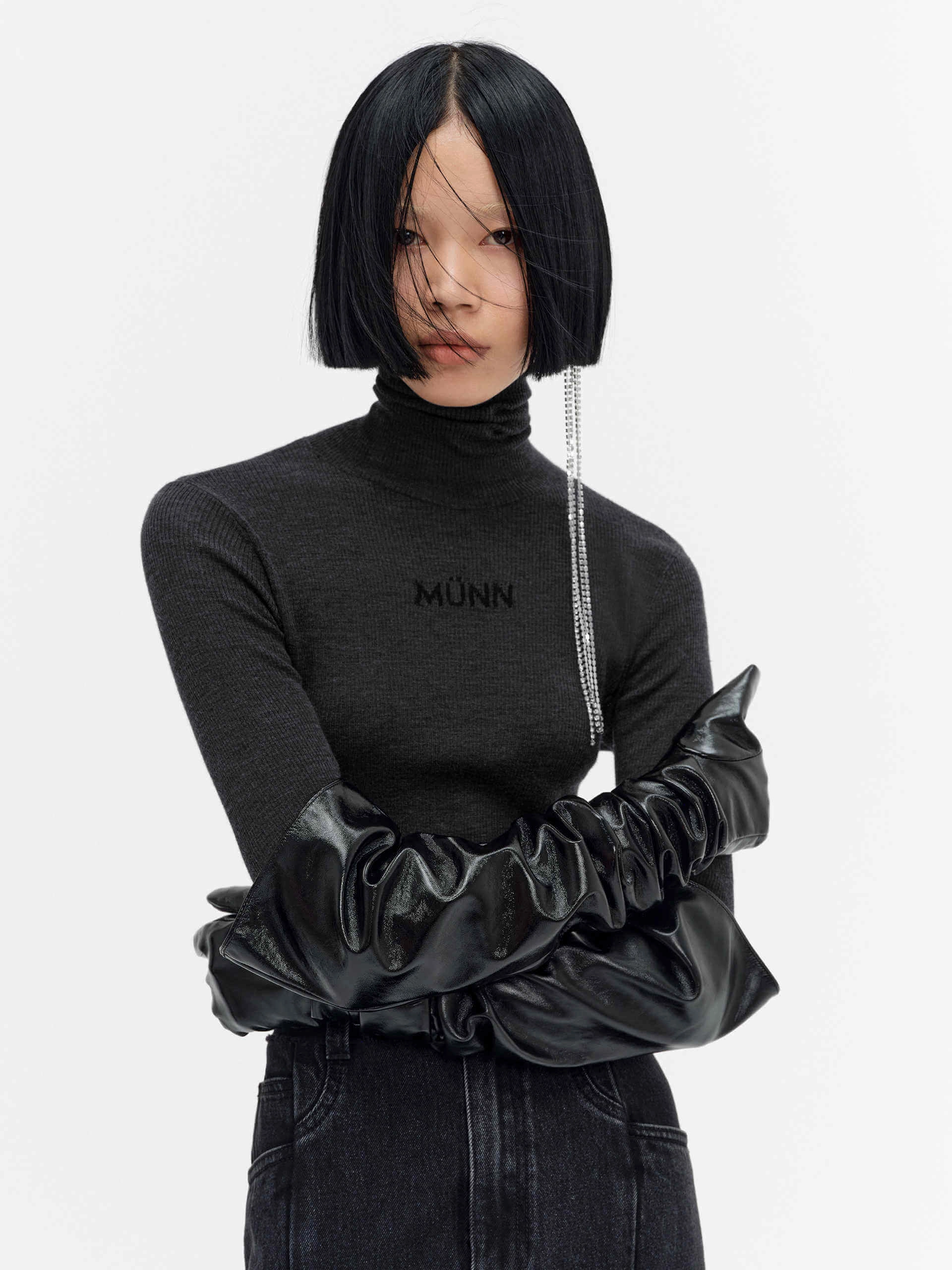 Durable Bonding Merino Wool Turtleneck Top