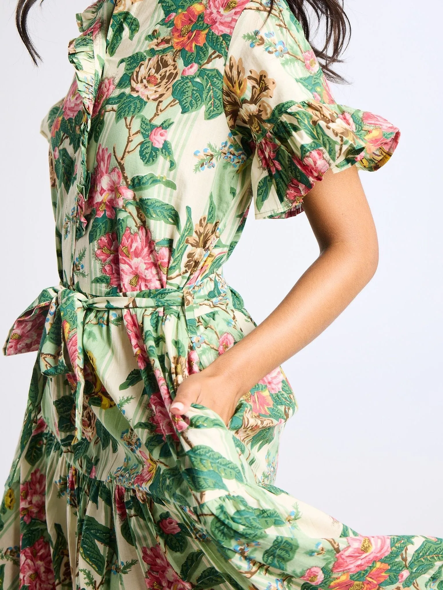 Fitted Design Seamless-Look Victoria Dress in Garden Stripe