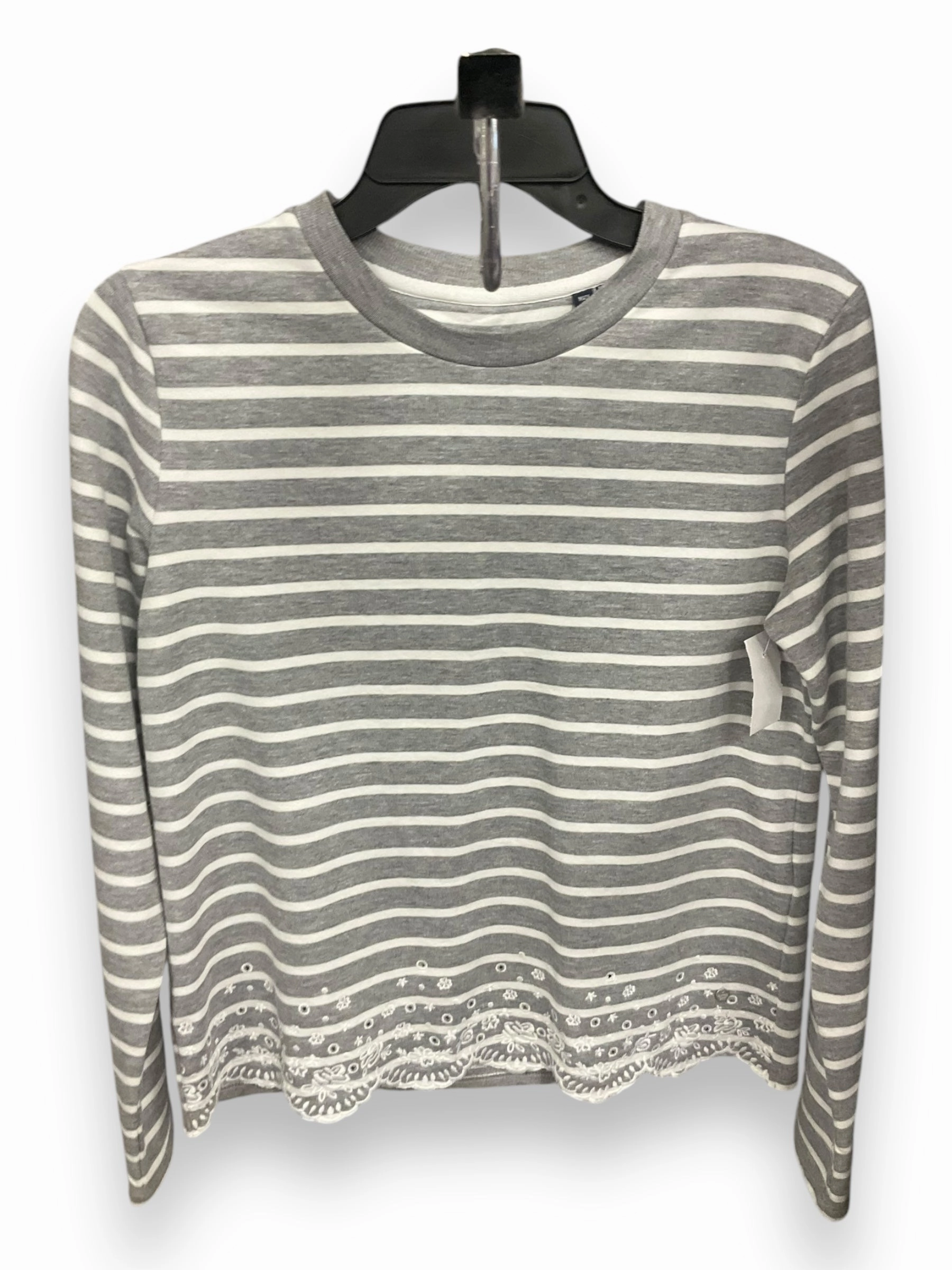 WrinkleResistantFinish Casual Tank Top Long Sleeve By Clothes Mentor In Grey & White, Size: S