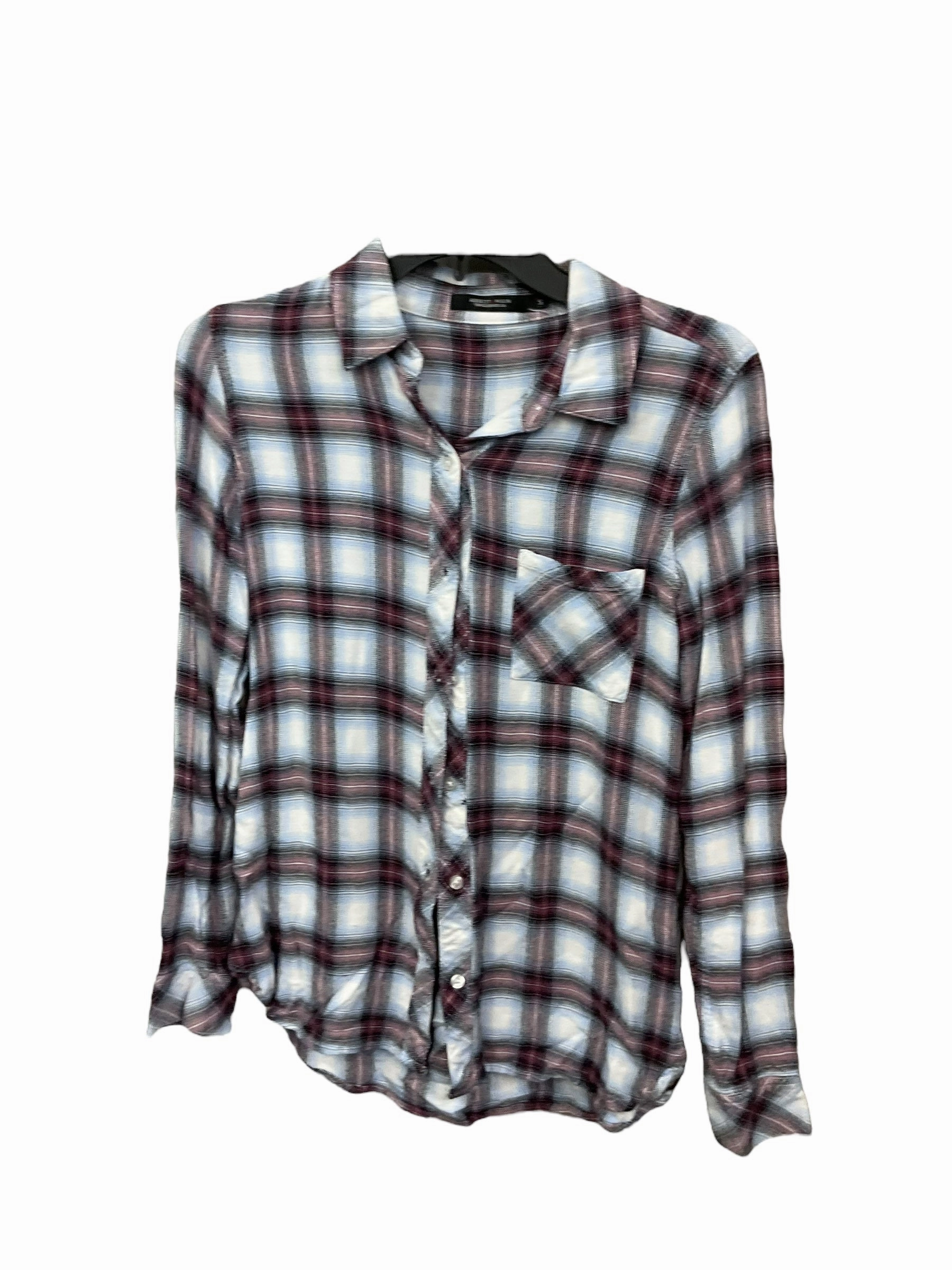 Top Long Sleeve By Clothes Mentor In Plaid, Size: S LowImpact Manufacturing