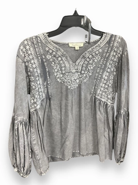 Ergonomic Pattern Design Wool Sweater Top Long Sleeve By Solitaire In Grey, Size: S