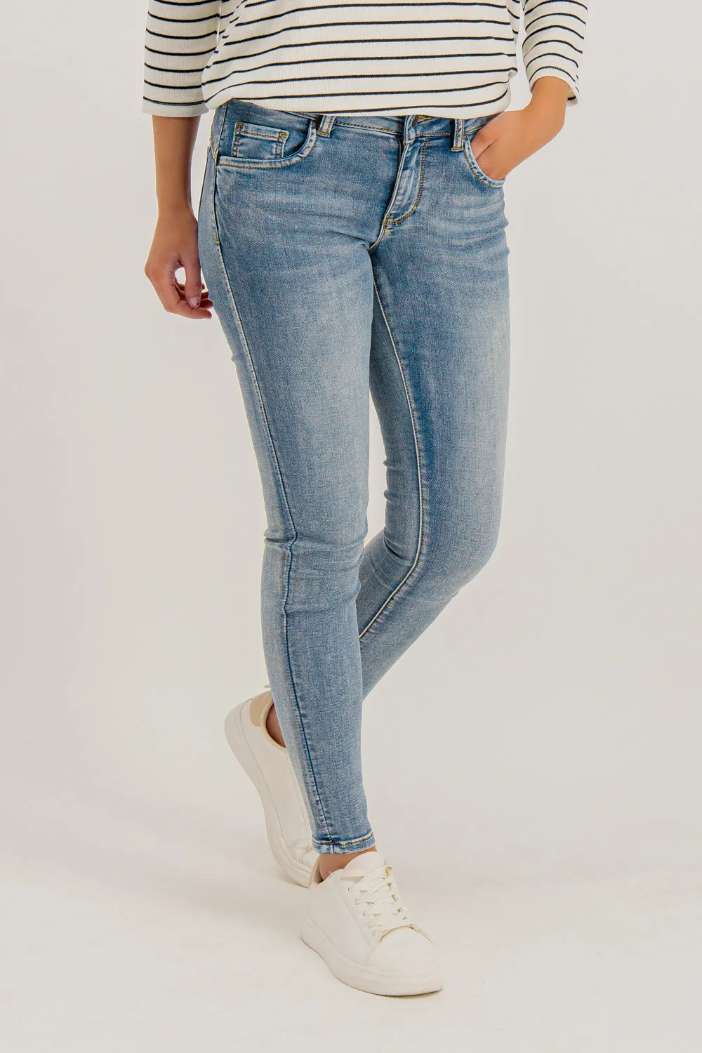 Toxik Push Up Light Wash Jeans TaglessComfort