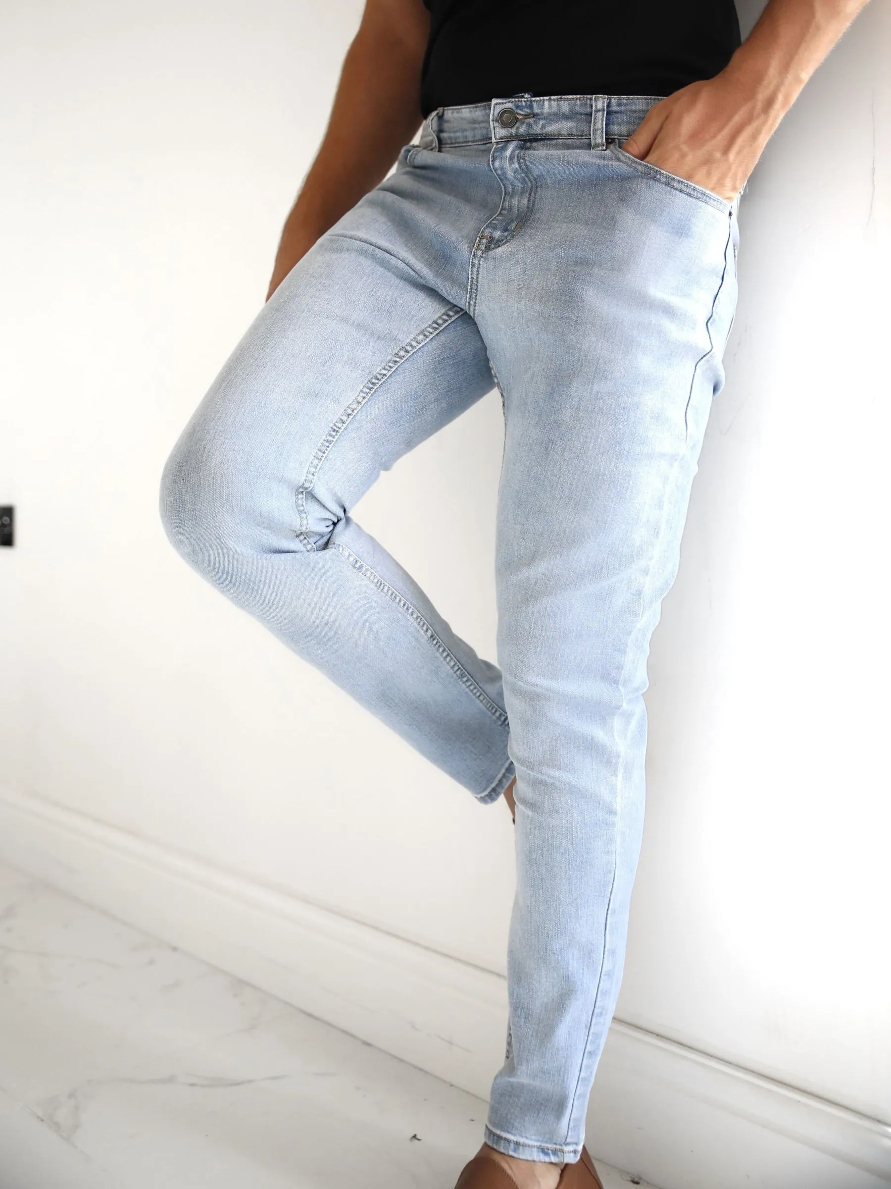Universal Fit Design Neutral Outfit Piece Vol. 9 Slim Jeans - Light Blue