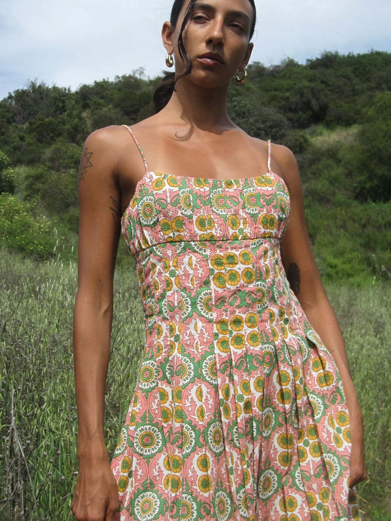 Tully Dress in Yucatan Bright Bloom Polished Form