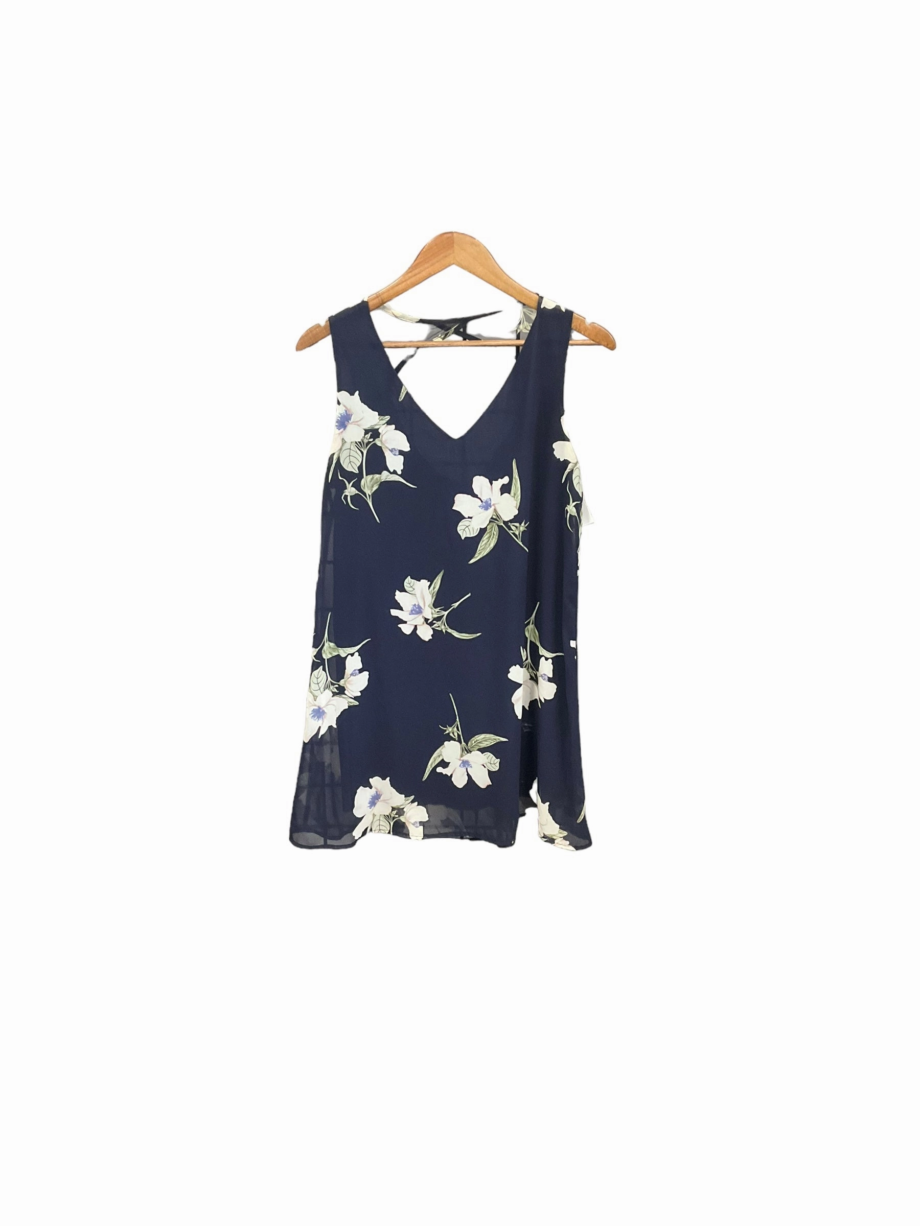 Warm Fabric Tunic Sleeveless By Clothes Mentor  Size: M
