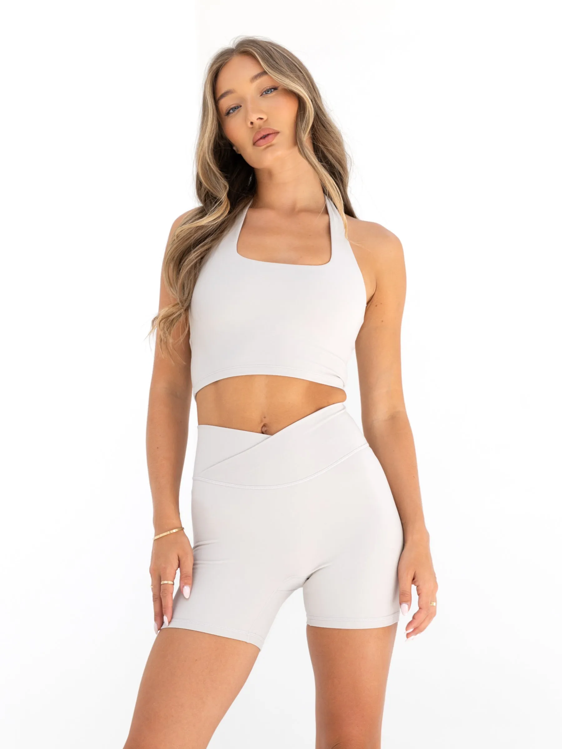 Relaxed Vibe Ultimate Crossover Shorts - Ivory