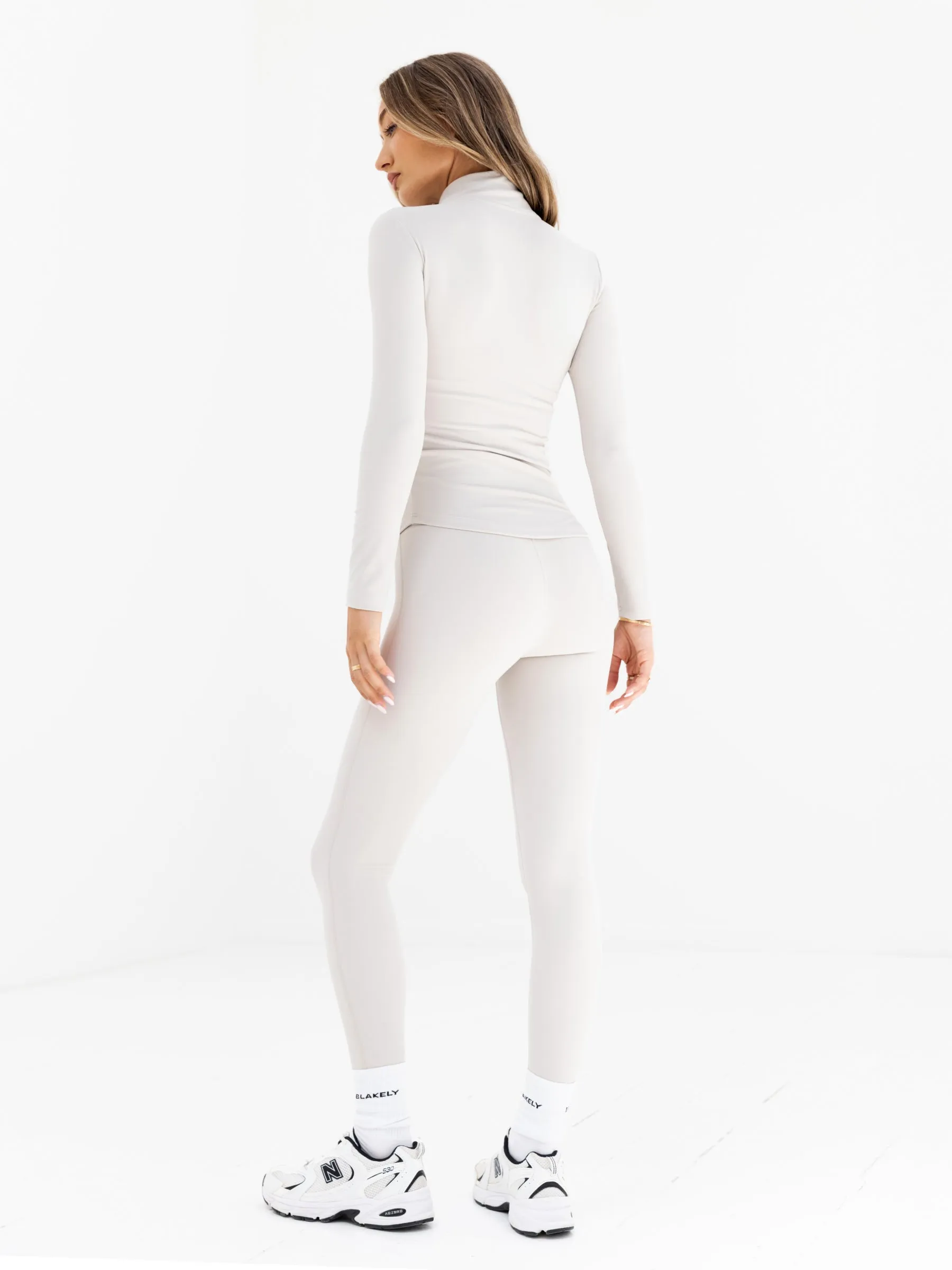 Heat Sealed Seams Non Slip Collar Ultimate Full Zip Jacket - Ivory