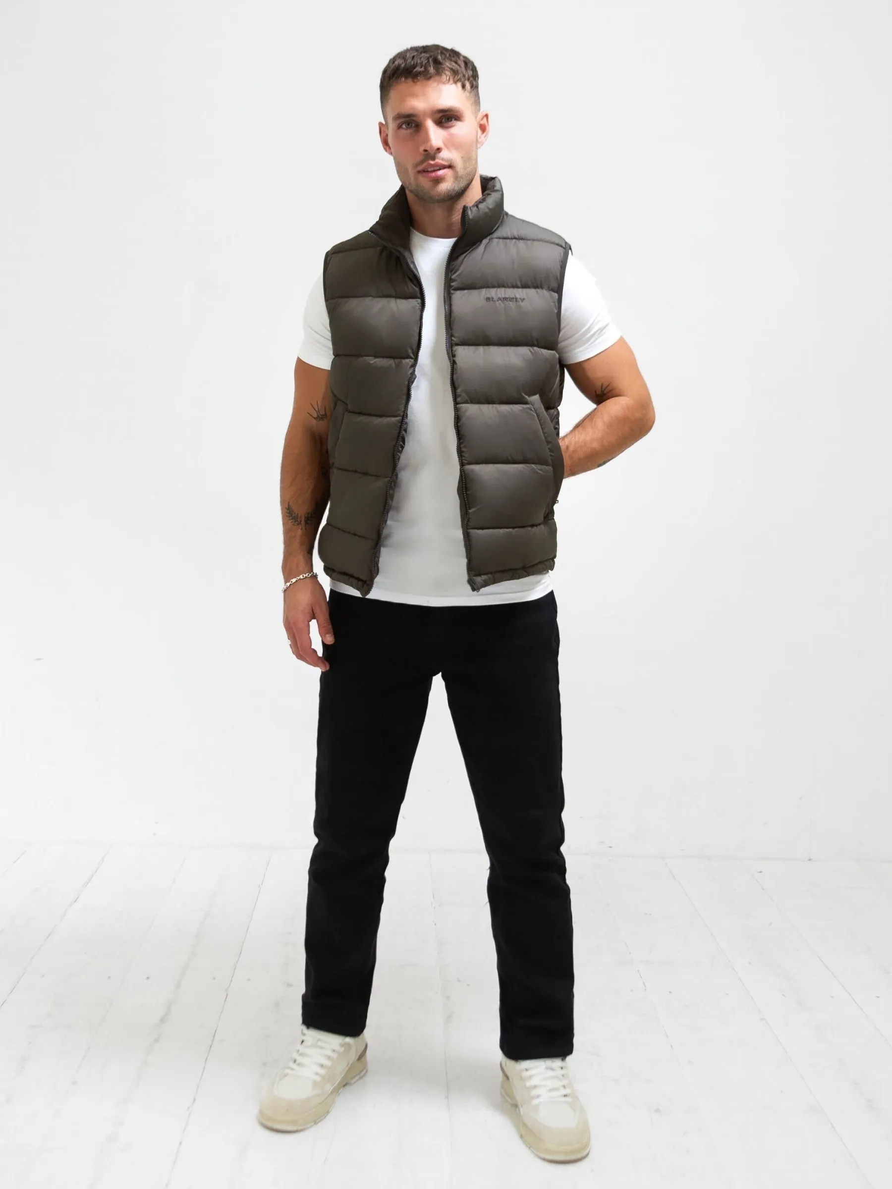 Ergonomic Shoulder Cut Light Pack Option Ultimate Gilet - Slate