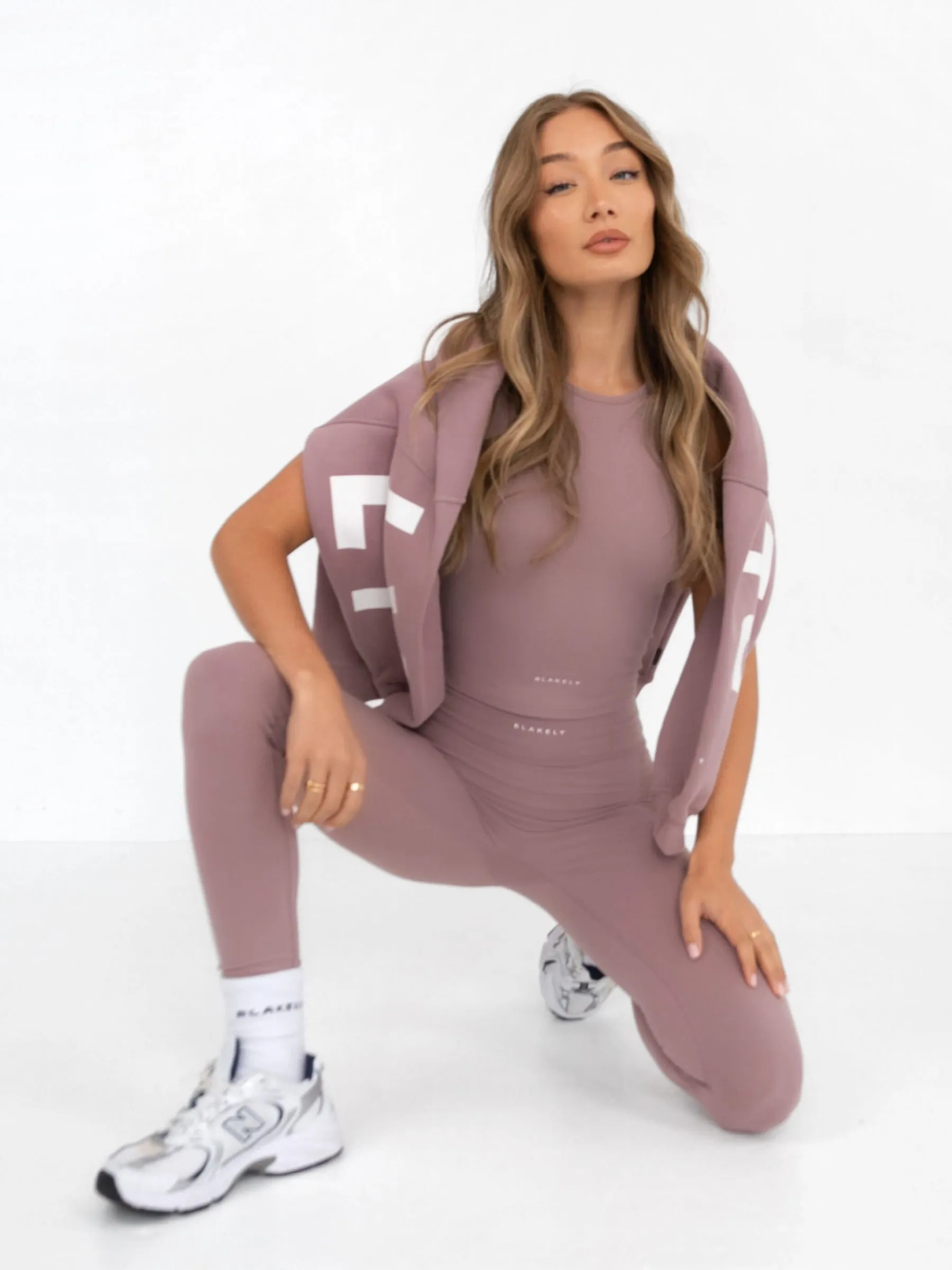 City Walk Skin Friendly Stretch performance Ultimate Soft Lifestyle Leggings - Dusty Pink