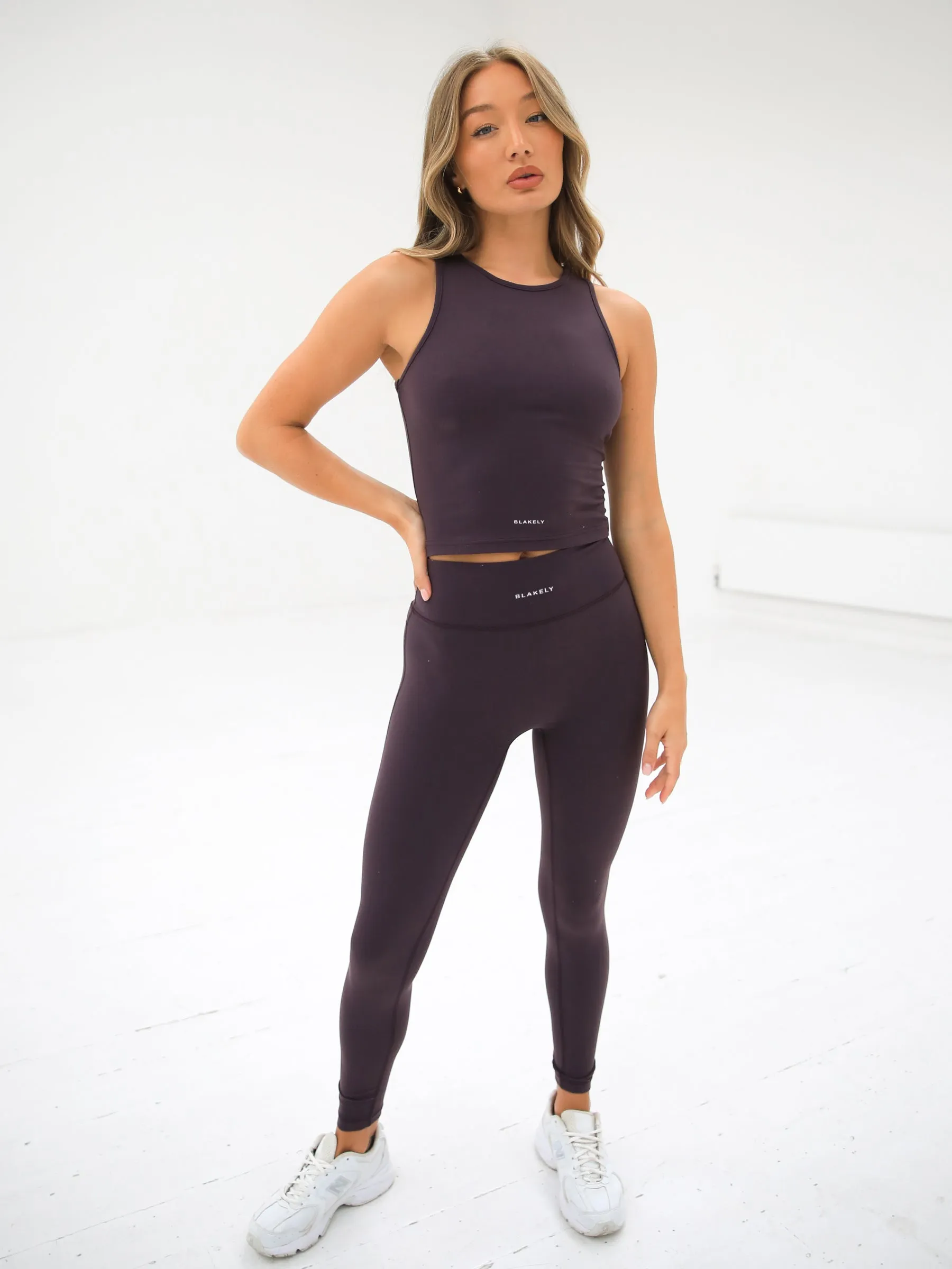 Ultimate Soft Lifestyle Leggings - Plum Cold Weather Flexible Movement