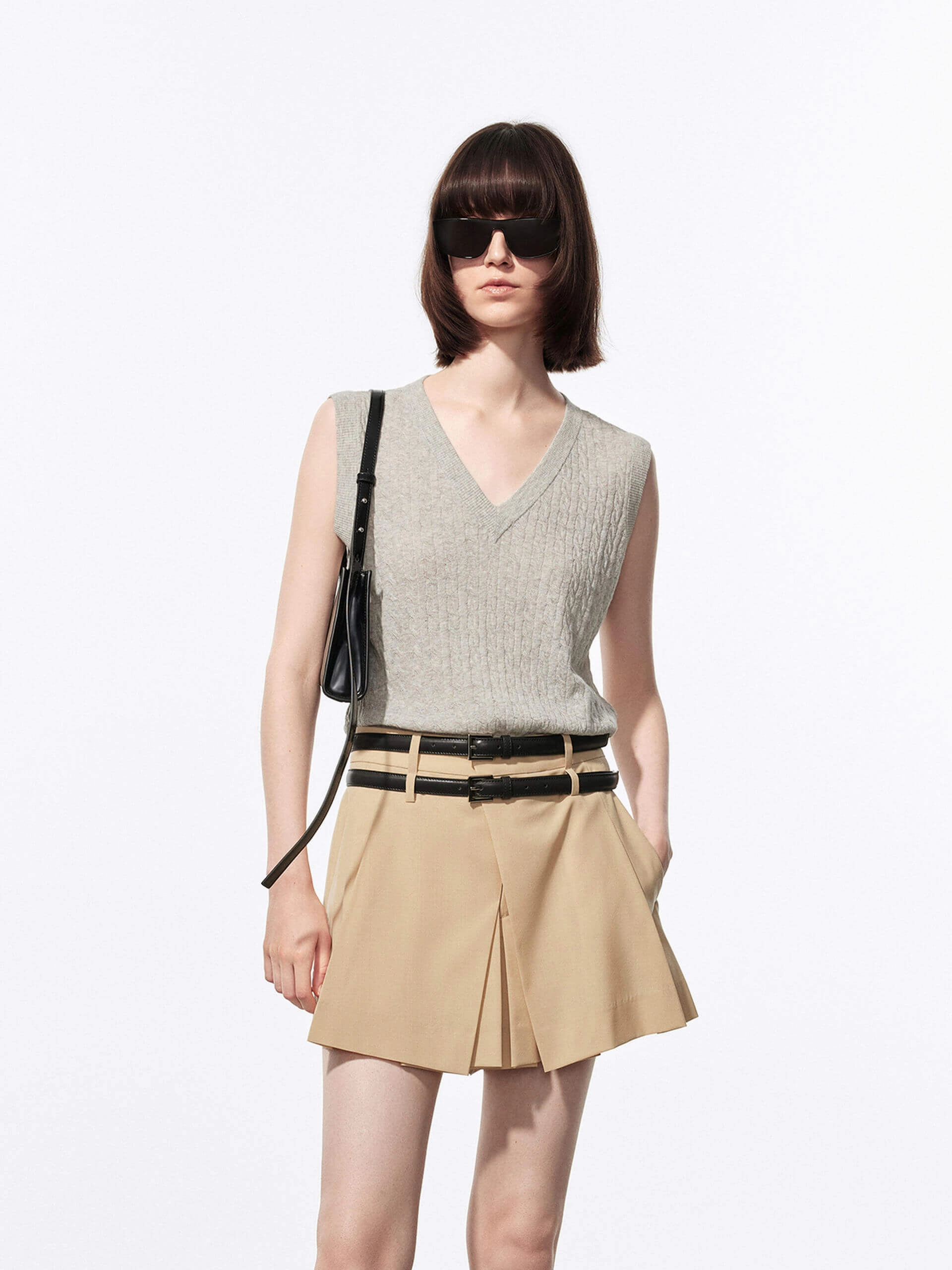 Anti Pilling Fabric V-neck Cable Knit Vest