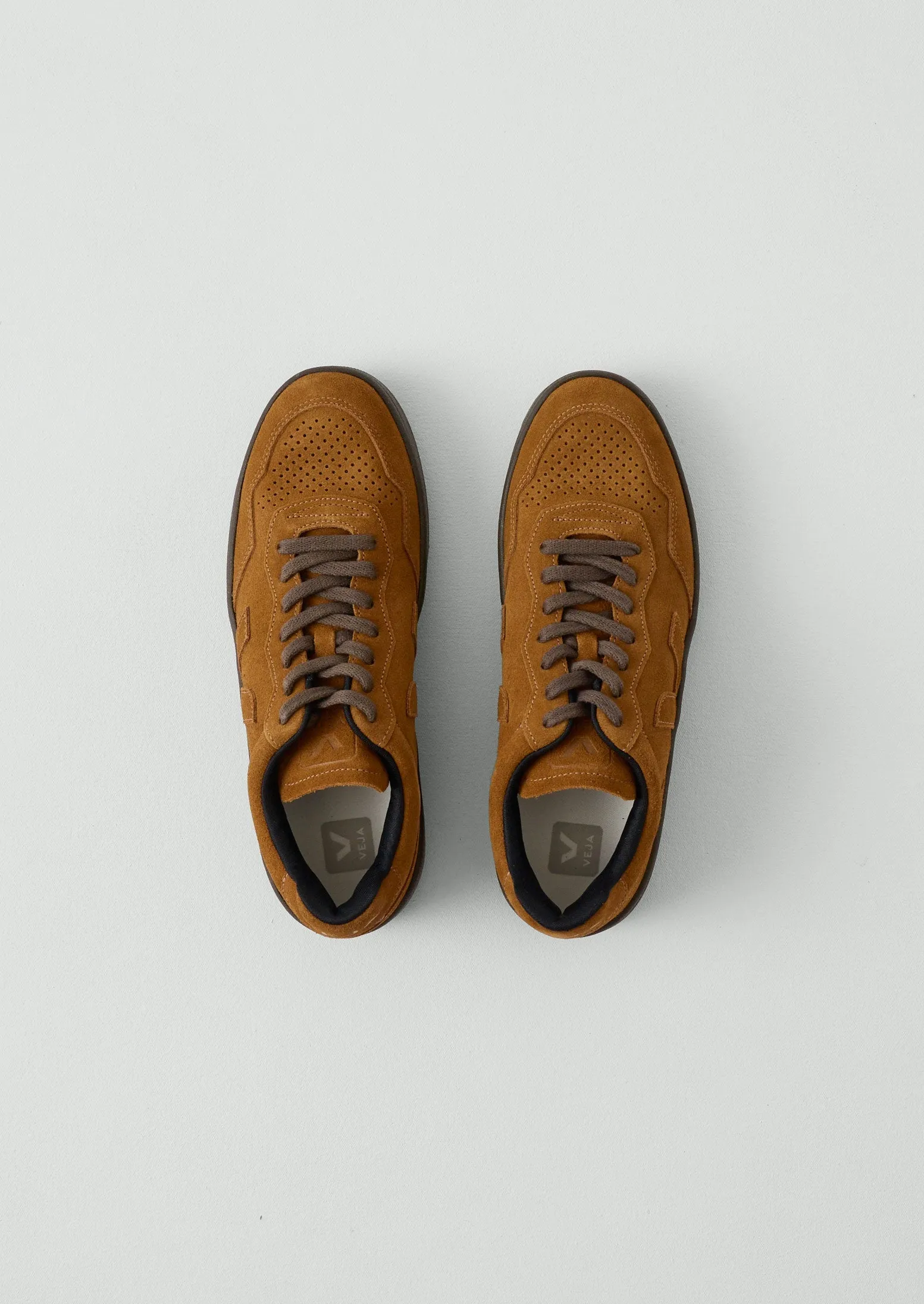Foot Motion Veja V-90 Sneakers | Cognac