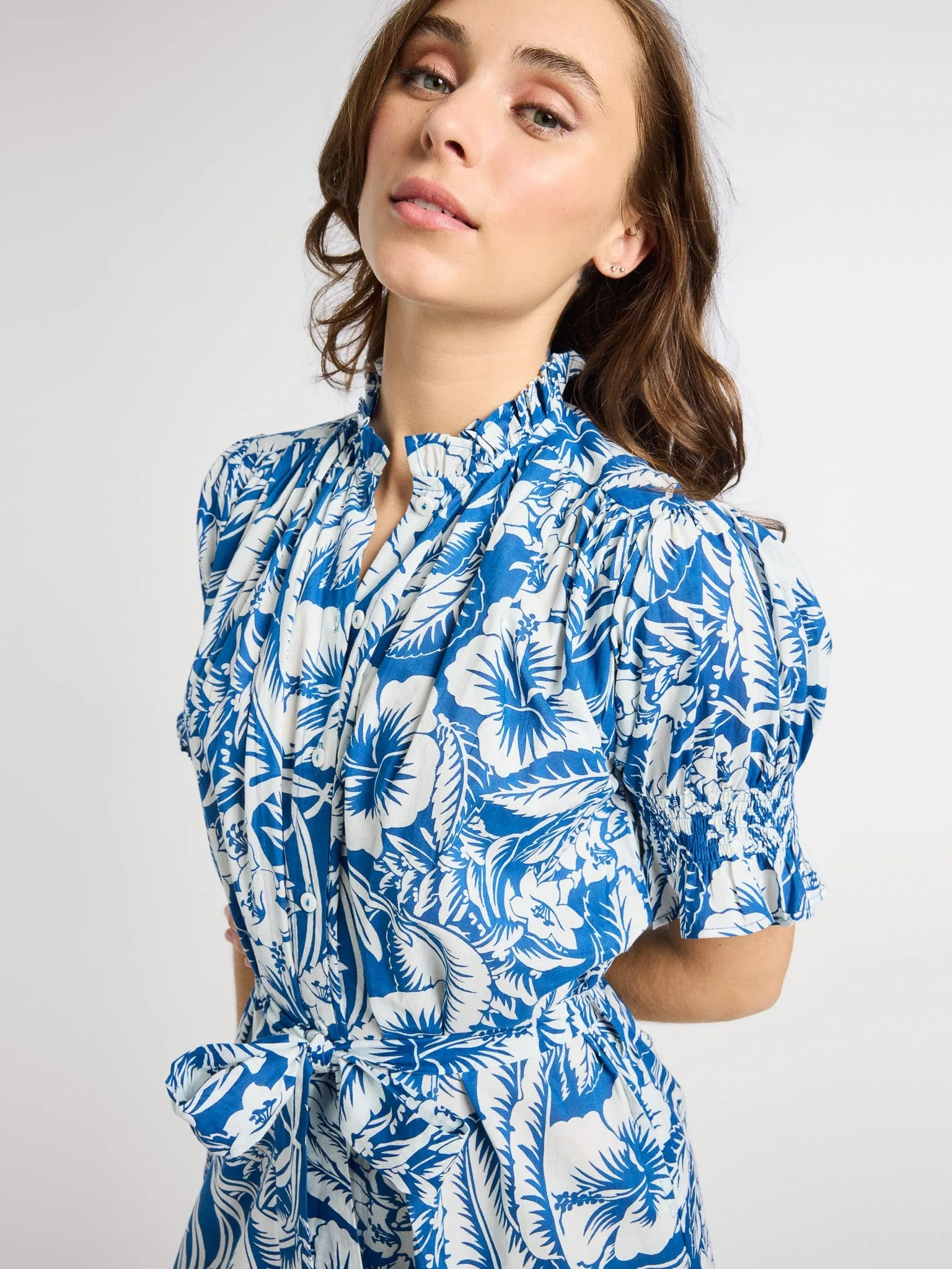 Blush Glow Vera Dress in Blue Hibiscus