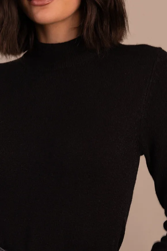 Date-Night Dew Tone Viril Black Crew Neck Dress