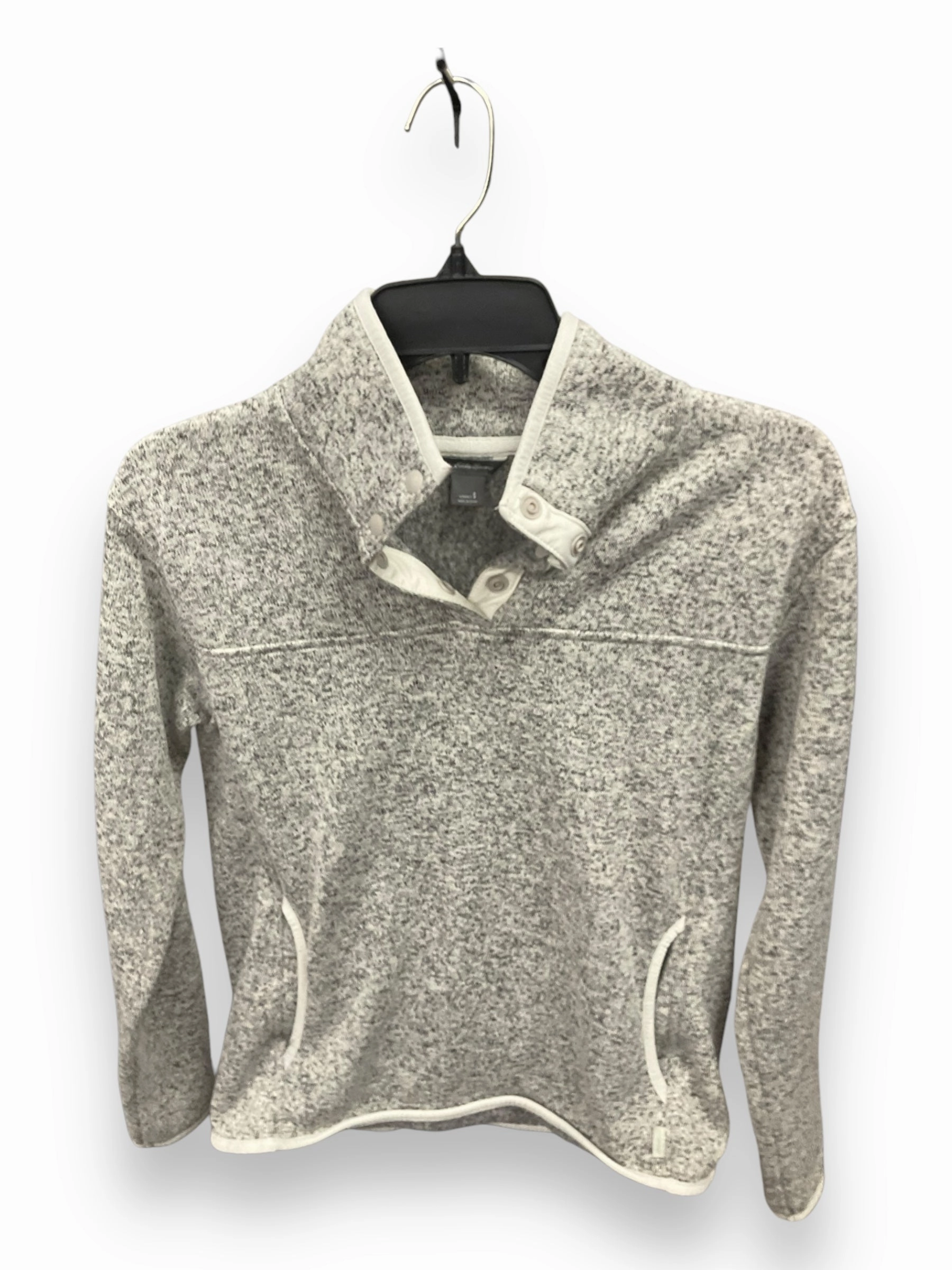 Sweatshirt Crewneck By Eddie Bauer In Grey, Size: S Moisture Management