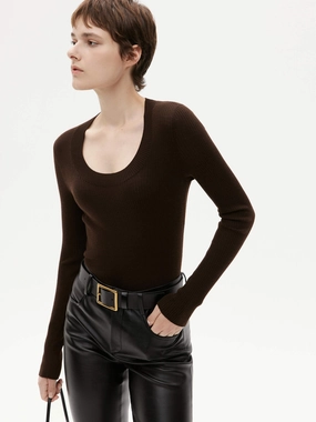 Bonded Stitching Wool Tight Fit Knit Top
