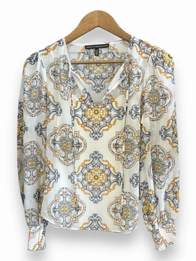 Blouse Long Sleeve By White House Black Market  Size: Xs MoistureWicking Fabric Petal Sleeve Architecture