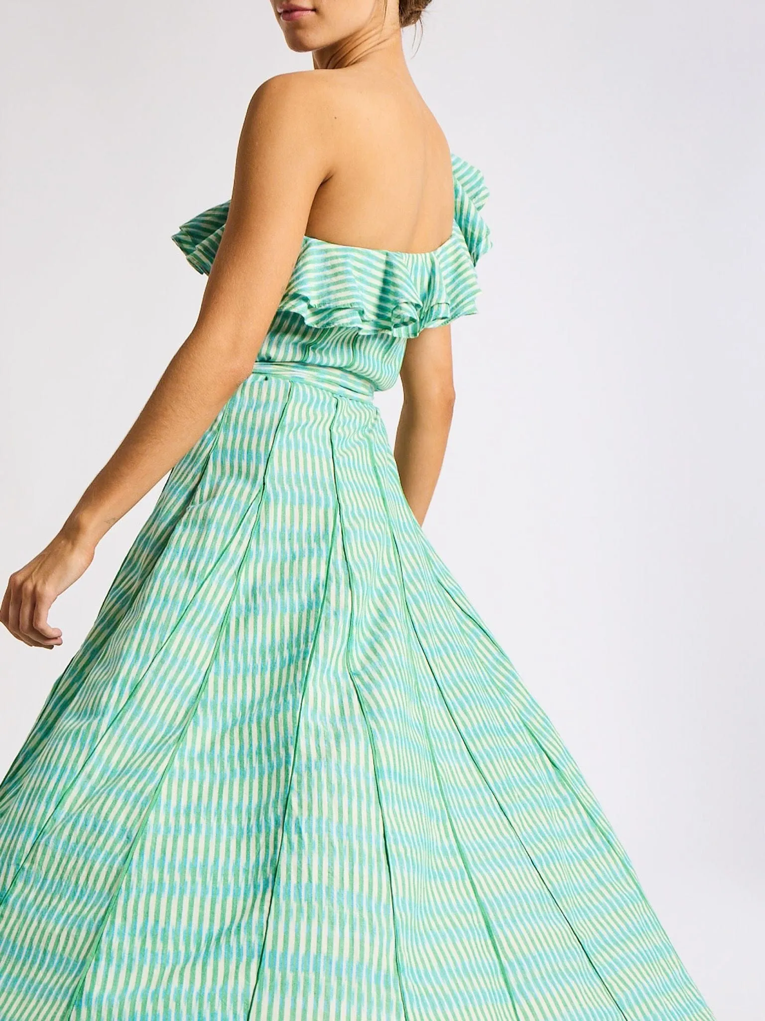 Simple Profile Silky Shape Yvonne Dress in Green & Blue Ikat